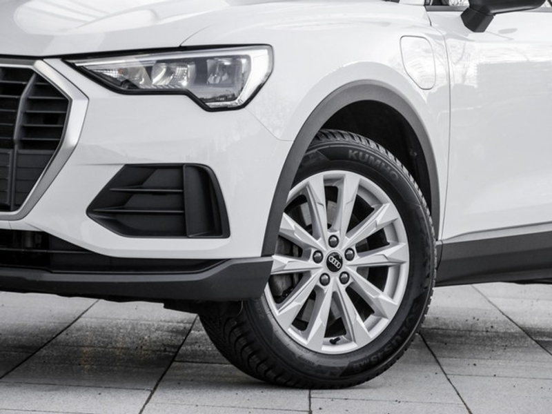 Audi Q3 45 HYBRID LM18 NAVI+ VIRTUALCOCKPIT+ SITZHEIZ — photo 5