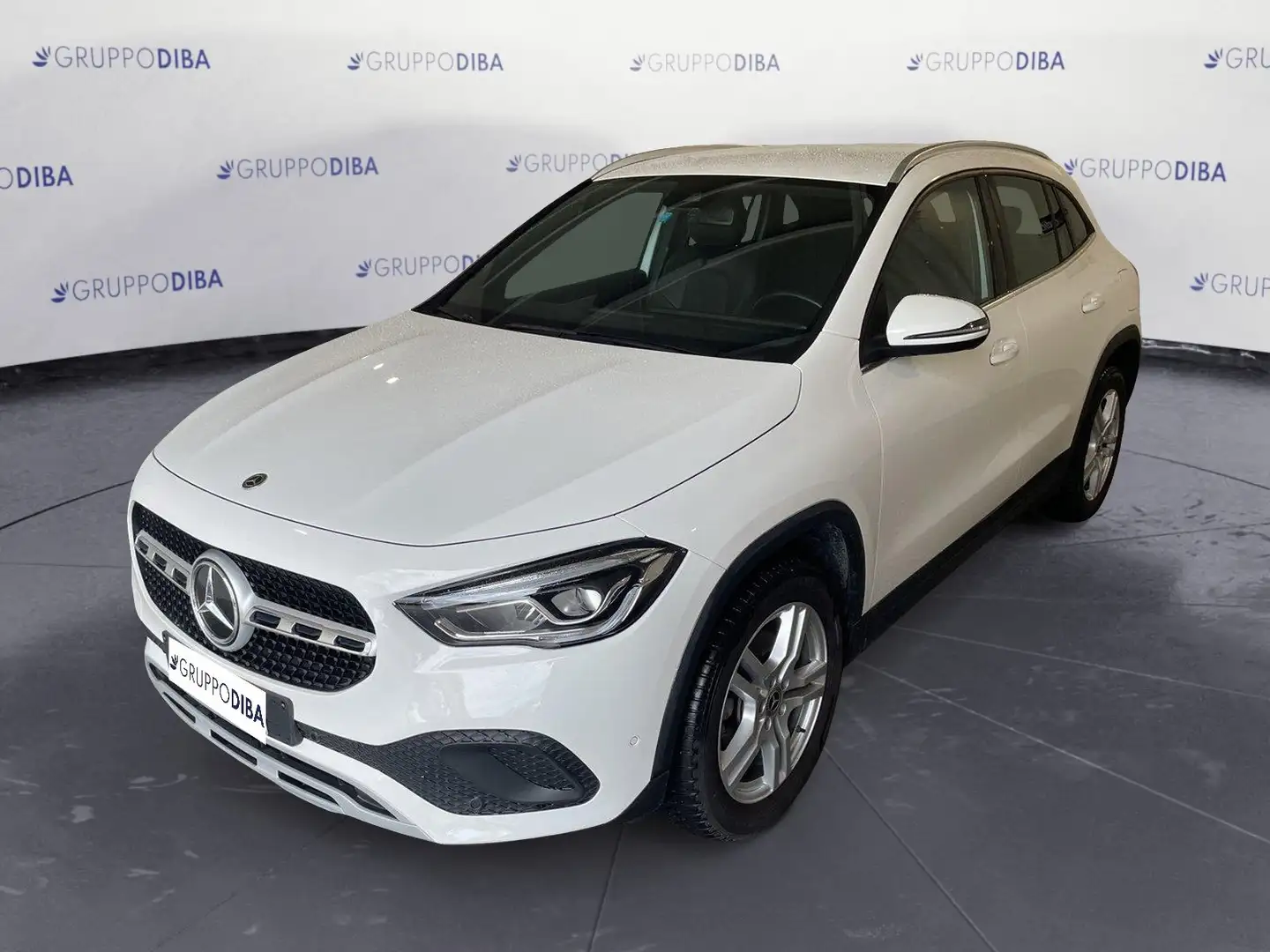 Mercedes-Benz GLA 200 GLA-H247 2020 Diesel 200 d Sport 4matic auto Bianco - 1