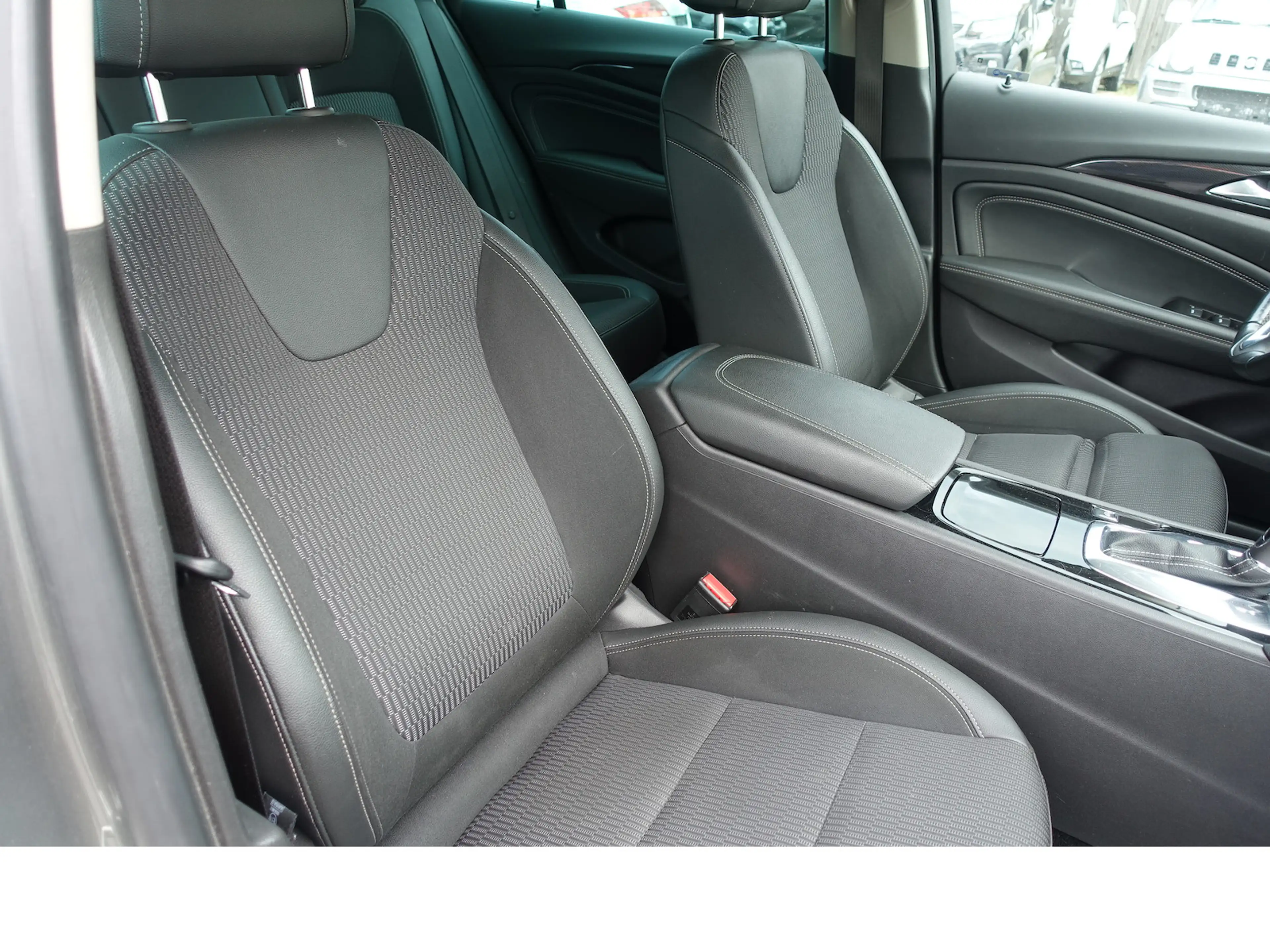Opel Insignia B Grand Sport Dynamic — photo 9