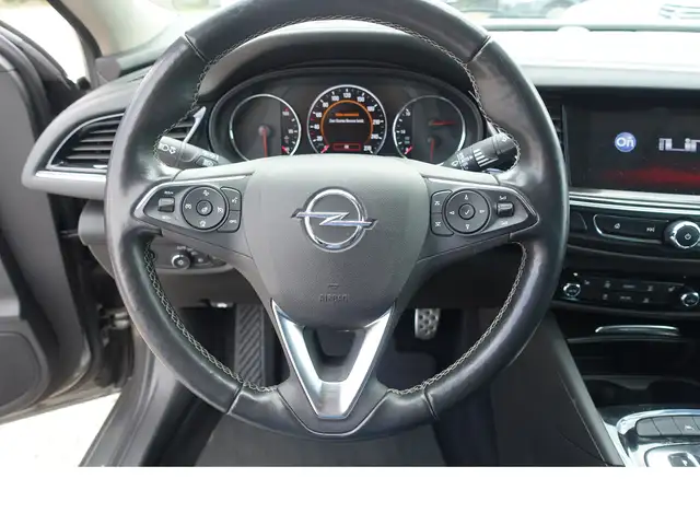 Opel Insignia view 12