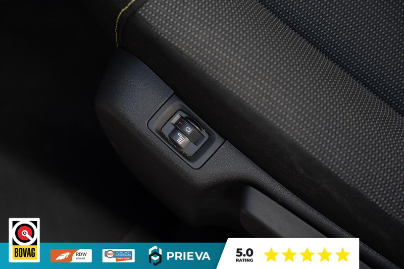 Citroen C3 1,2 PureTech Shine — photo 29