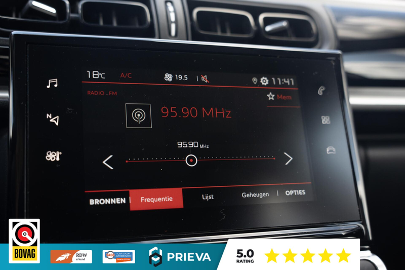 Citroen C3 1,2 PureTech Shine — photo 22