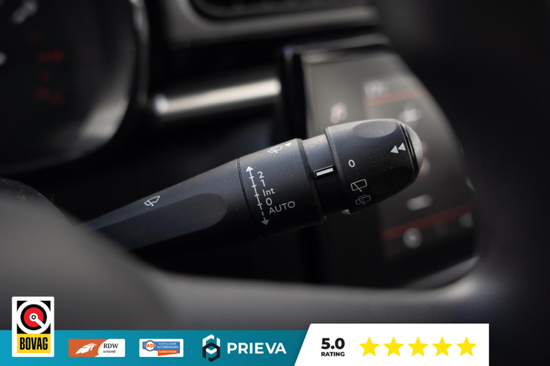 Citroen C3 1,2 PureTech Shine — photo 16