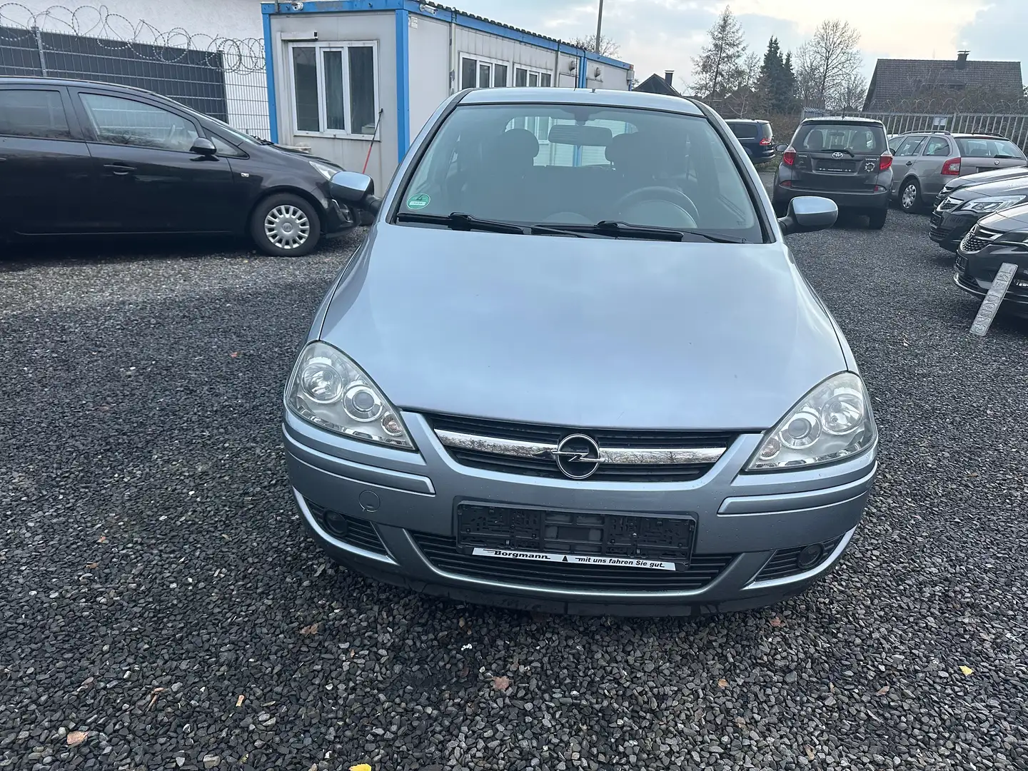 Opel Corsa Basis/1/HAND NUR 67,800 km Grau - 2