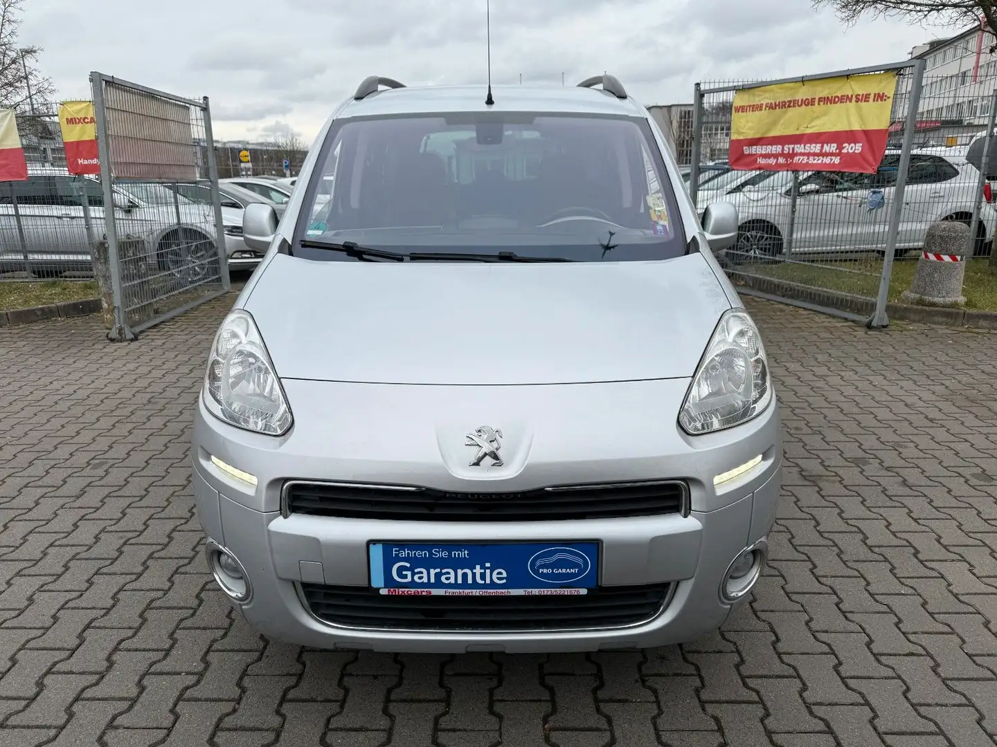 Peugeot Partner 1.6 16V Tepee Allure*KLIMAAUTOMATIK*SHZ* Gris - 2