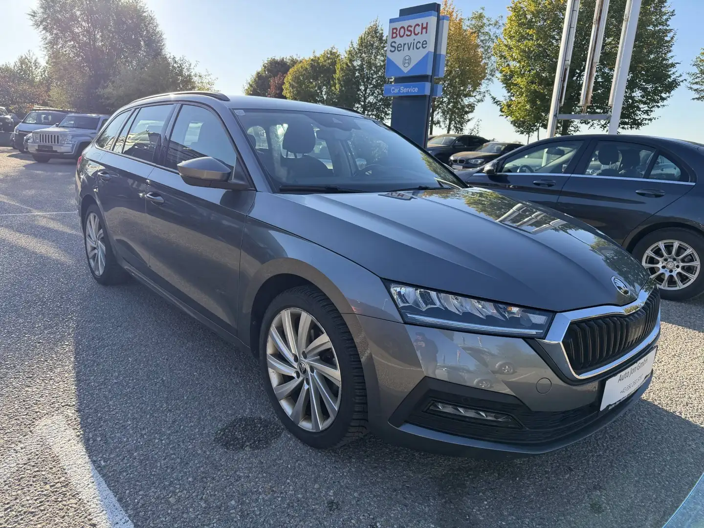 Skoda Octavia Ambition Combi 2,0 TDI DSG*1Besitz*Virtual Cockpit*Navi Grau - 2