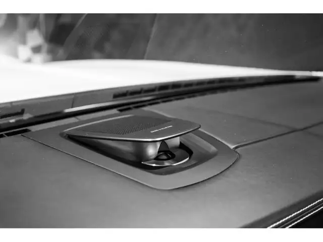 BMW M5 view 20