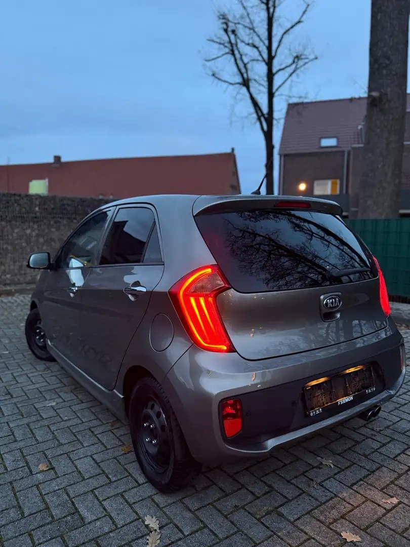 Kia Picanto 1.2 Aut. Spirit Grau - 2
