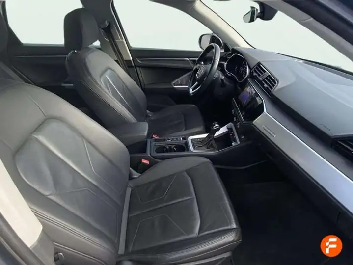 Audi Q3 2019, foto 23