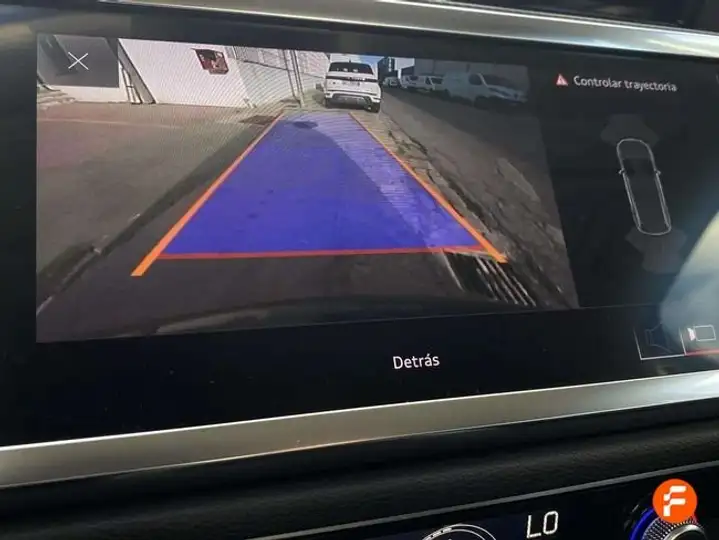 Audi Q3 2019, foto 20