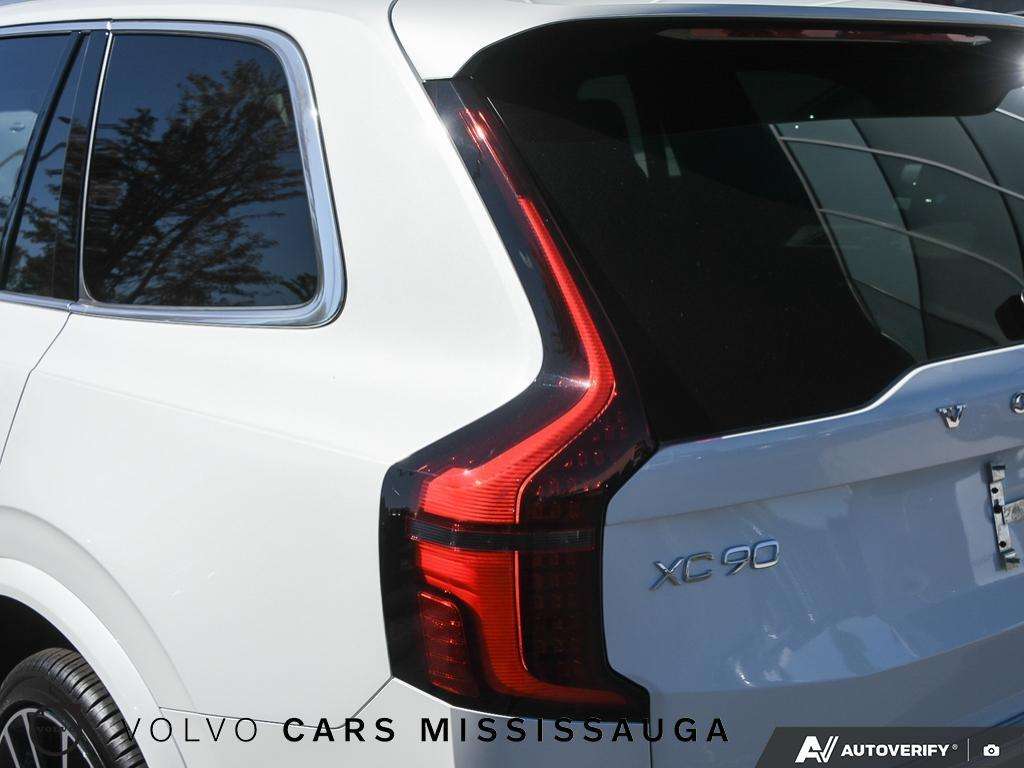 2026 Volvo XC90 B6 AWD Plus Bright Theme 7-Seater thumb 12