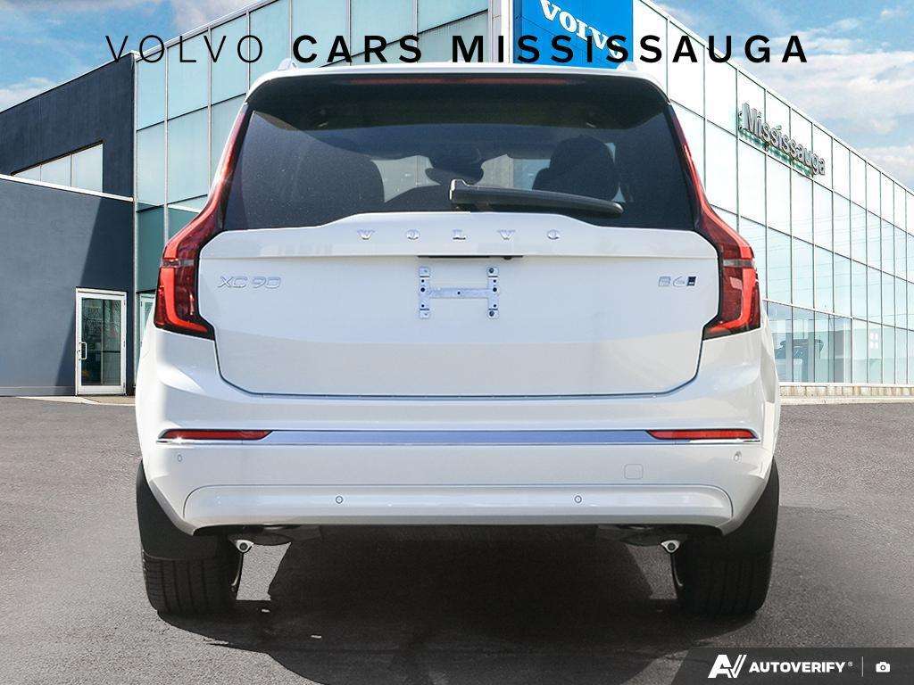 2026 Volvo XC90 B6 AWD Plus Bright Theme 7-Seater alt 5