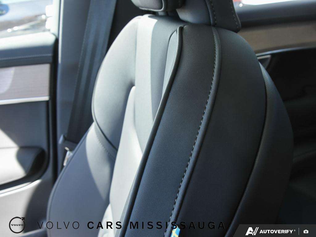 2026 Volvo XC90 B6 AWD Plus Bright Theme 7-Seater thumb 23