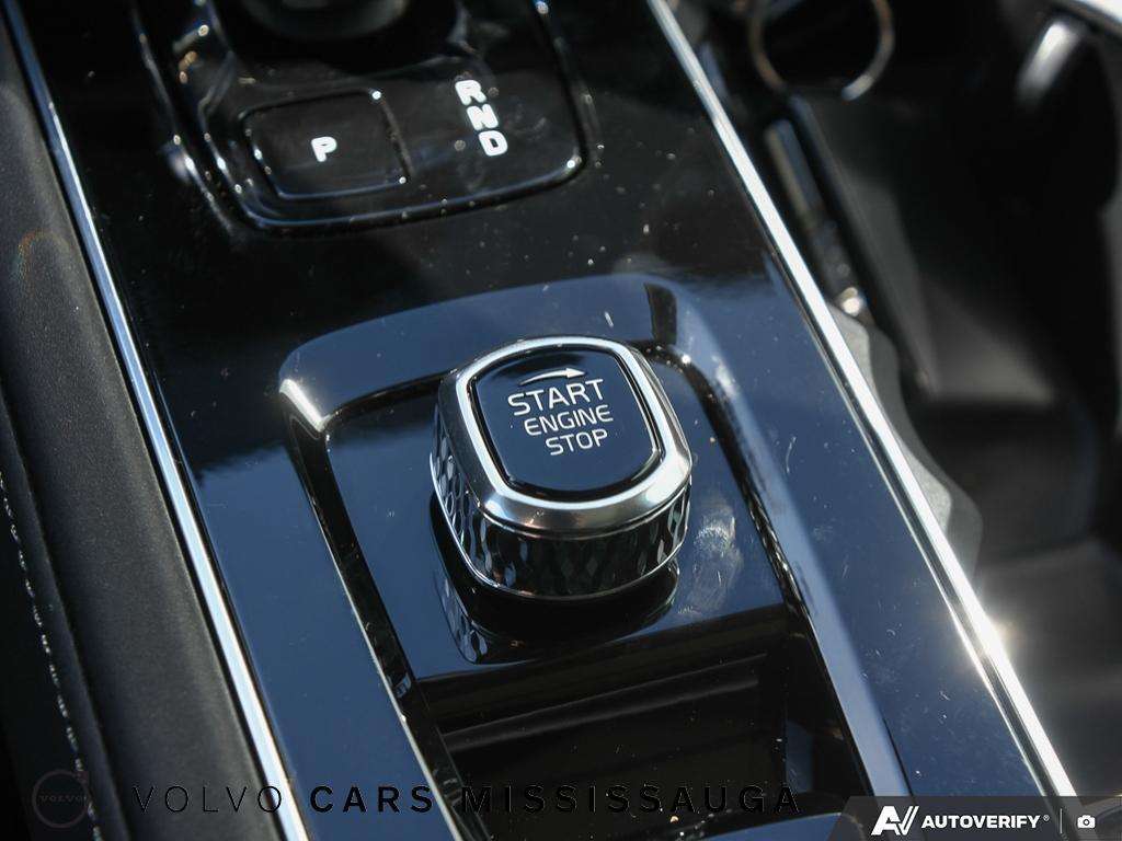 2026 Volvo XC90 B6 AWD Plus Bright Theme 7-Seater thumb 27