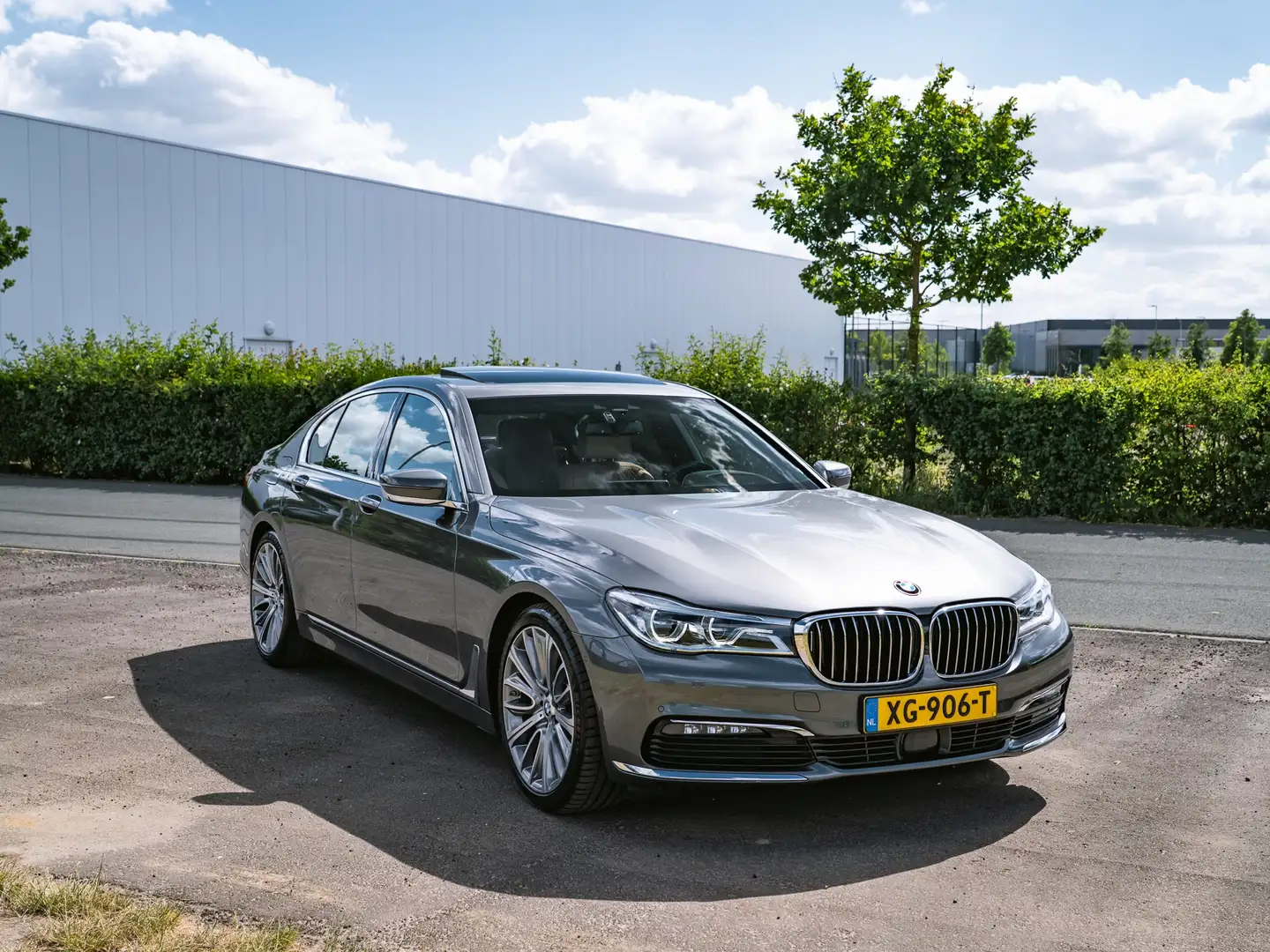 BMW 740 740 High Executive - full option Grijs - 2