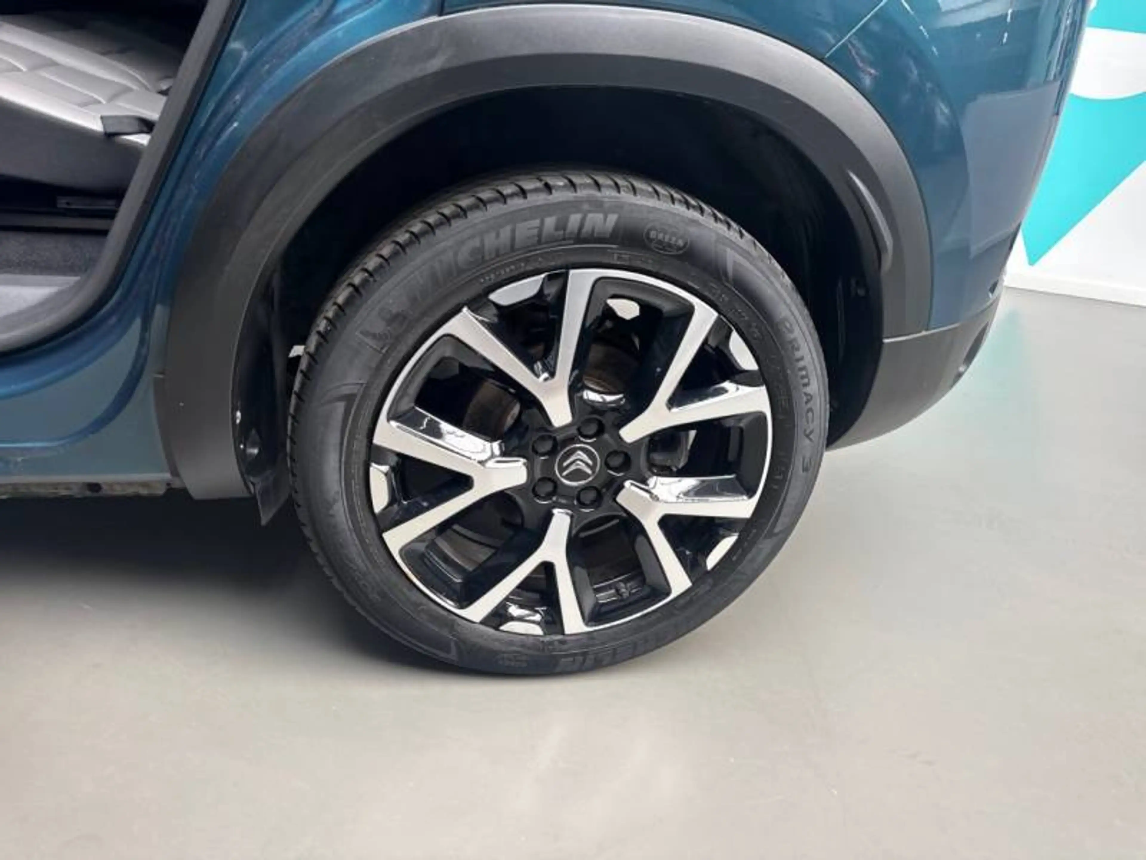 Citroen C5 Aircross 1 1.2 PureTech 130 S&S EAT8 Shine — photo 11