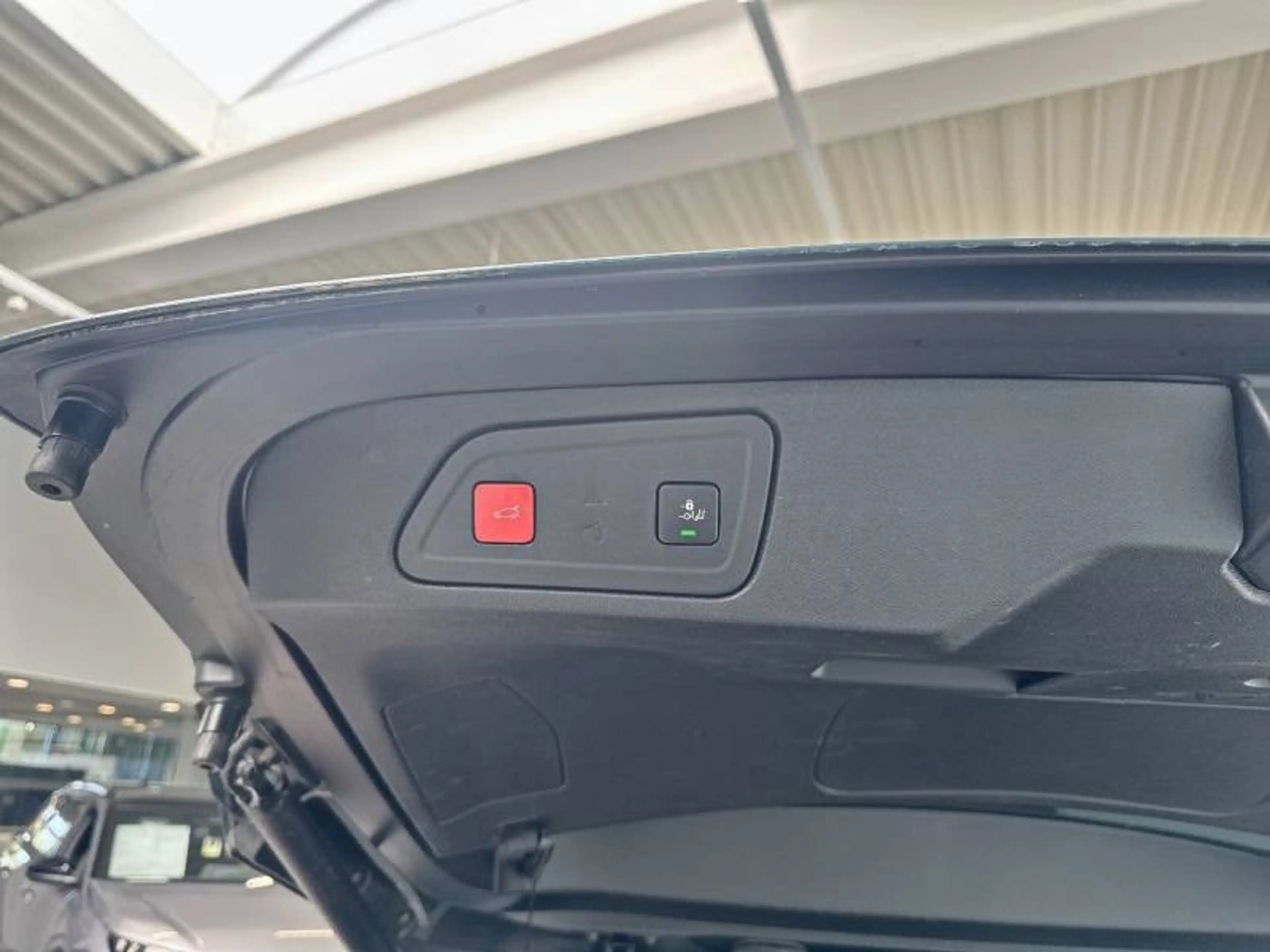 Citroen C5 Aircross 1 1.2 PureTech 130 S&S EAT8 Shine — photo 12