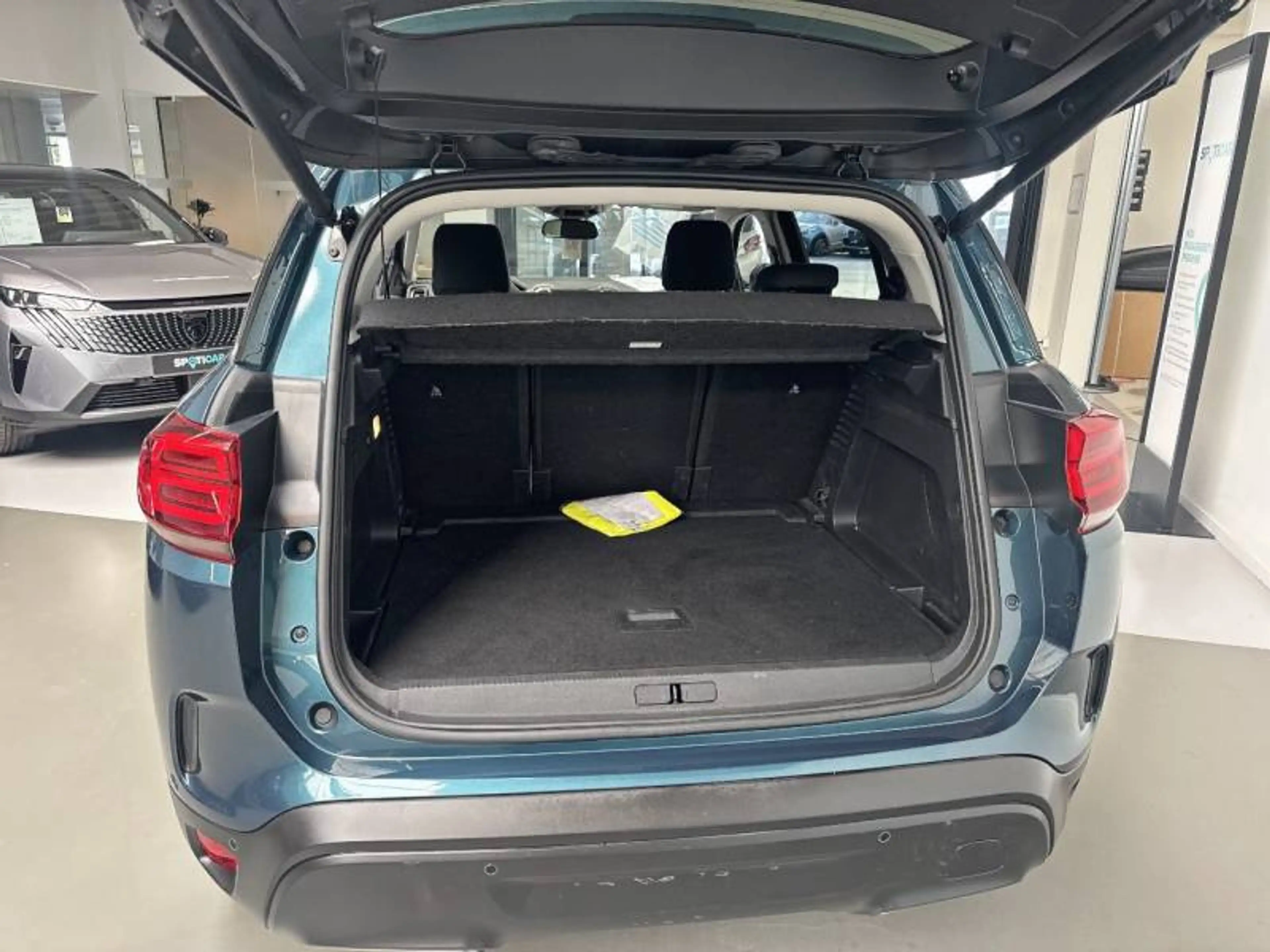 Citroen C5 Aircross 1 1.2 PureTech 130 S&S EAT8 Shine — photo 6