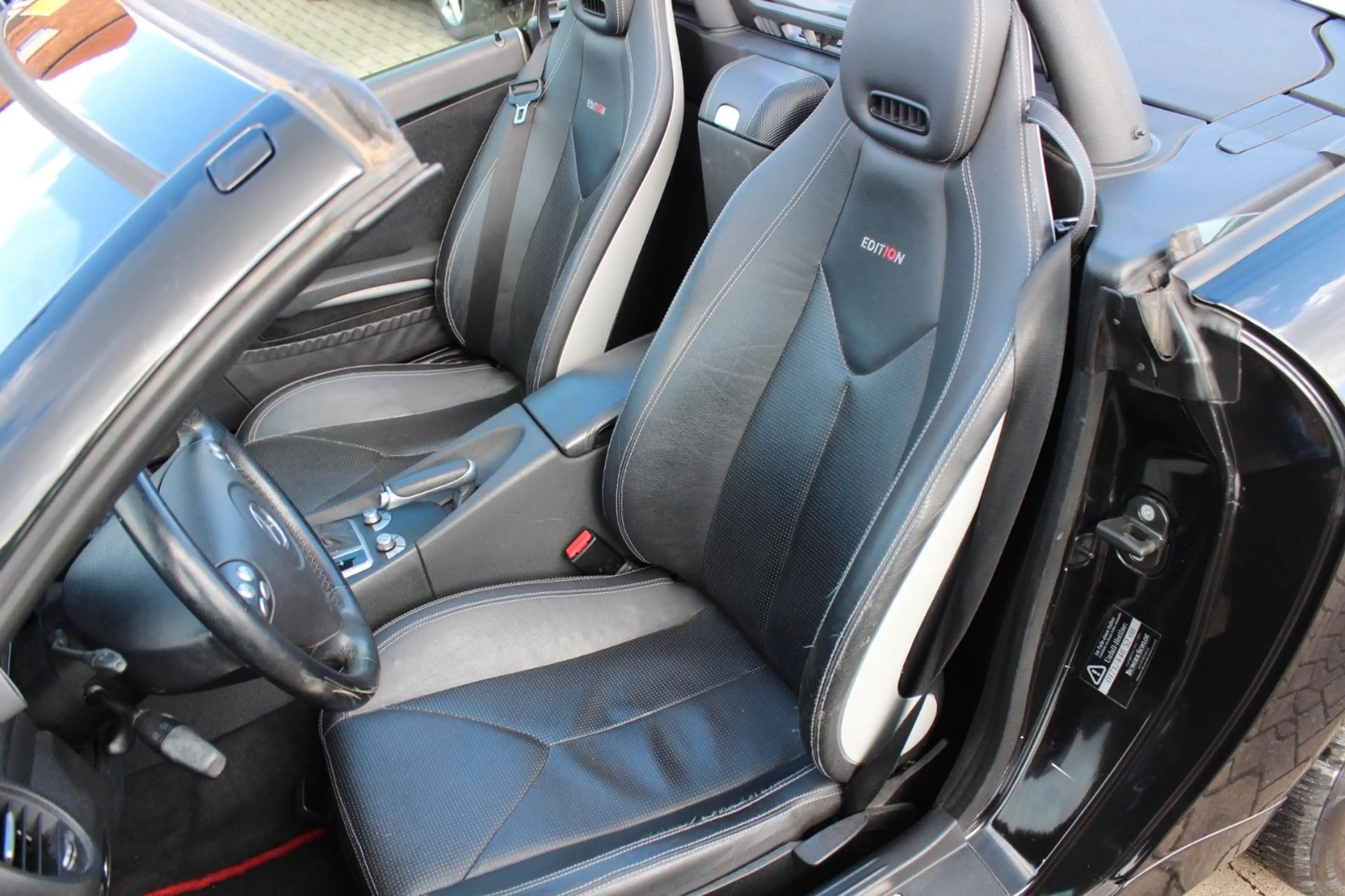 Mercedes-Benz SLK 280 EDITION Bi-Xenon Navi Leder Airscarf — photo 8