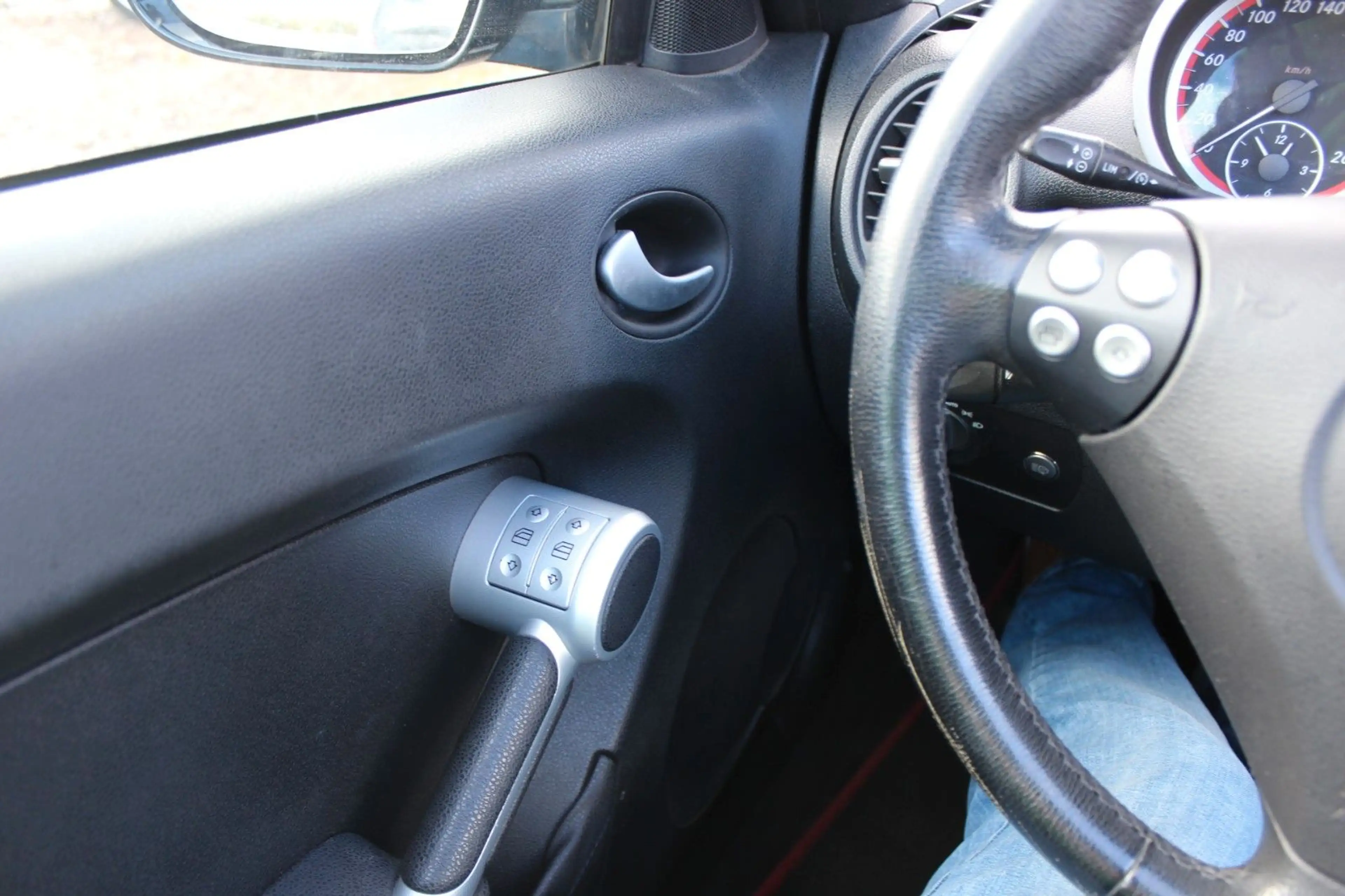 Mercedes-Benz SLK 280 EDITION Bi-Xenon Navi Leder Airscarf — photo 10