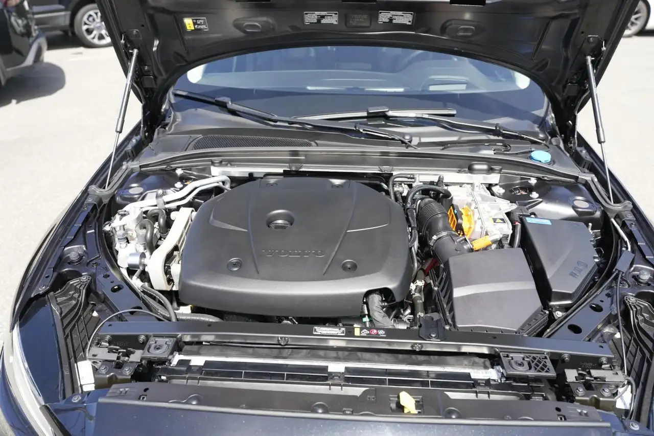 Volvo S60 снимка Volvo S60