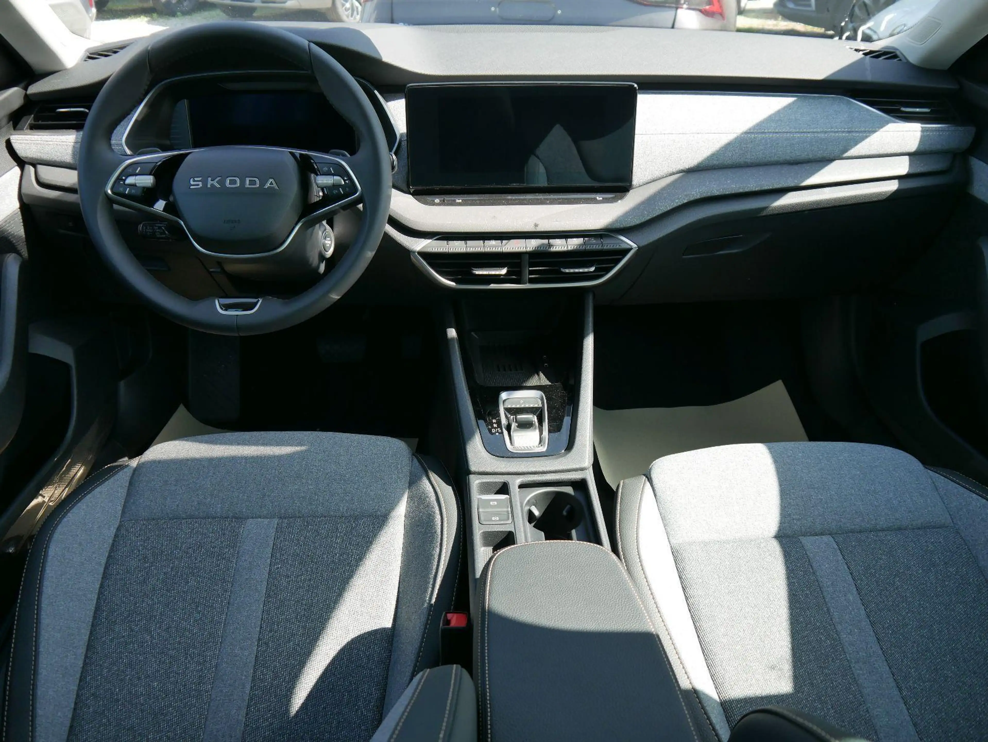 Skoda Octavia Combi Selection 2.0 TDI DSG*AHK-SCHWENKBAR*ACC*... — photo 10