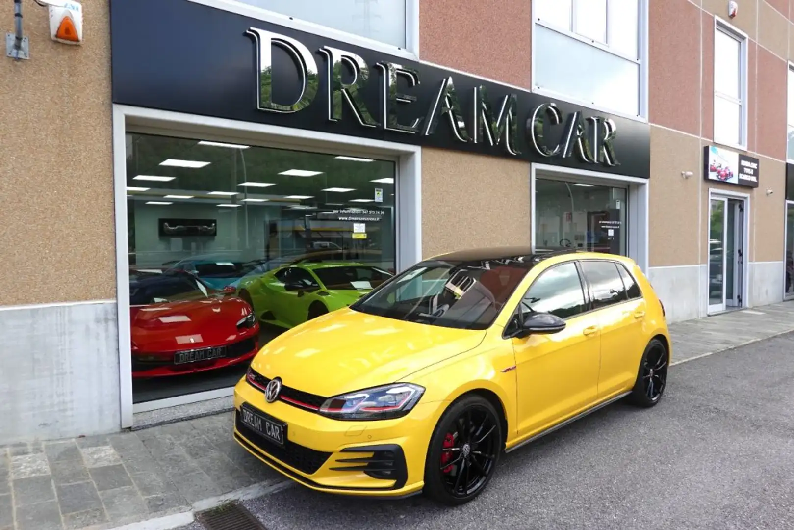 Volkswagen Golf GTI Performance 2.0 245CV DSG DCC-TETTO-DYN-19" Giallo - 1