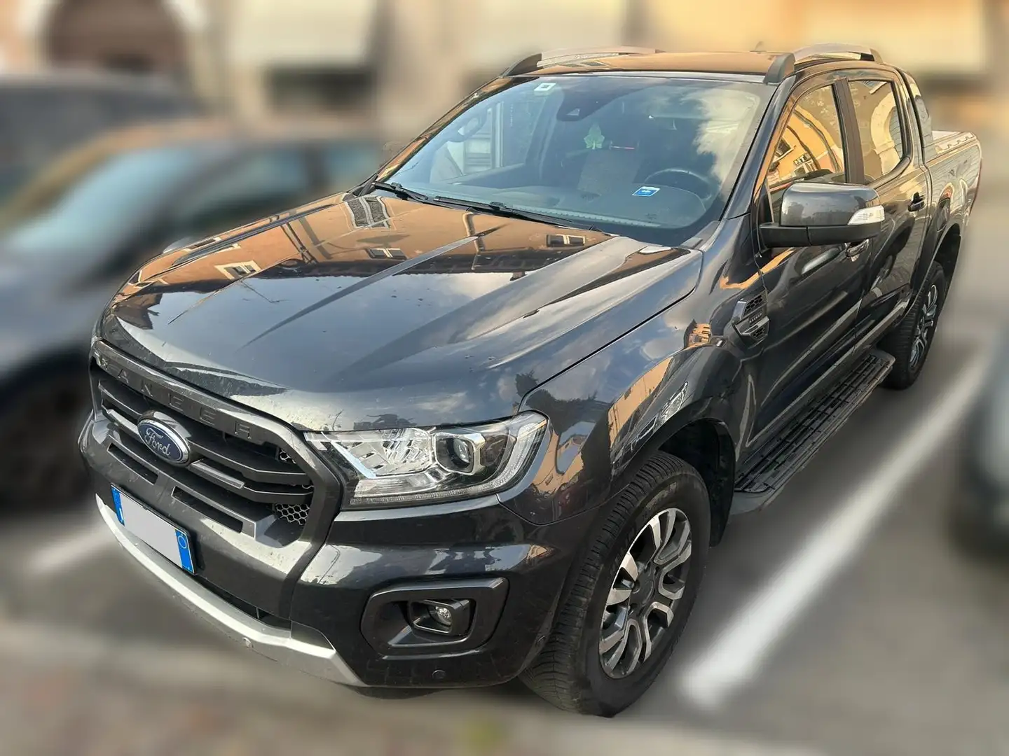 Ford Ranger 2.0 tdci double cab Wildtrak 170cv auto Nero - 1