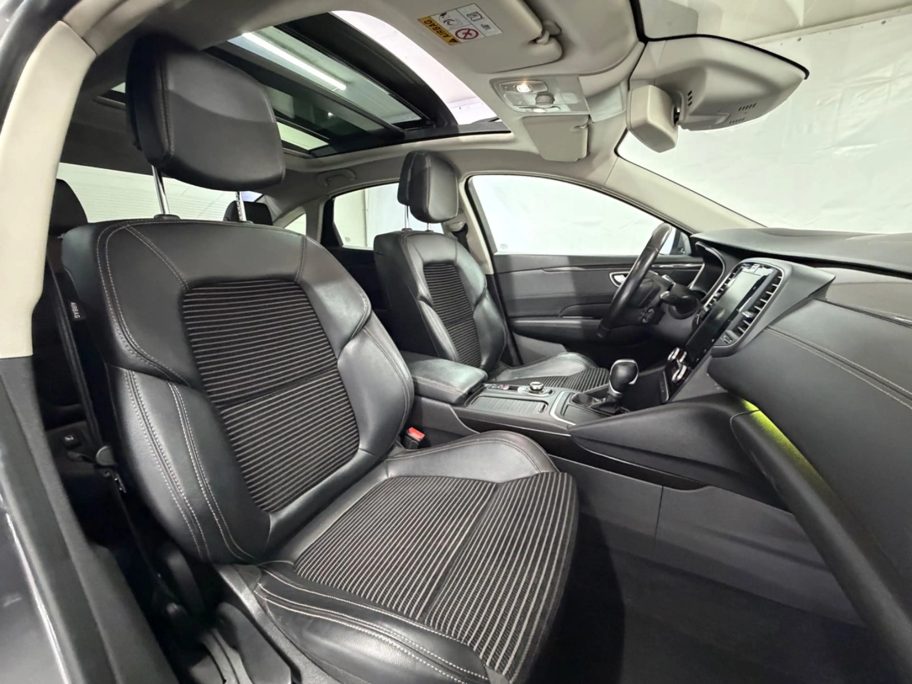 Renault Talisman Intens Aut. NAV LED BOSE PANO AHK CAM — photo 14