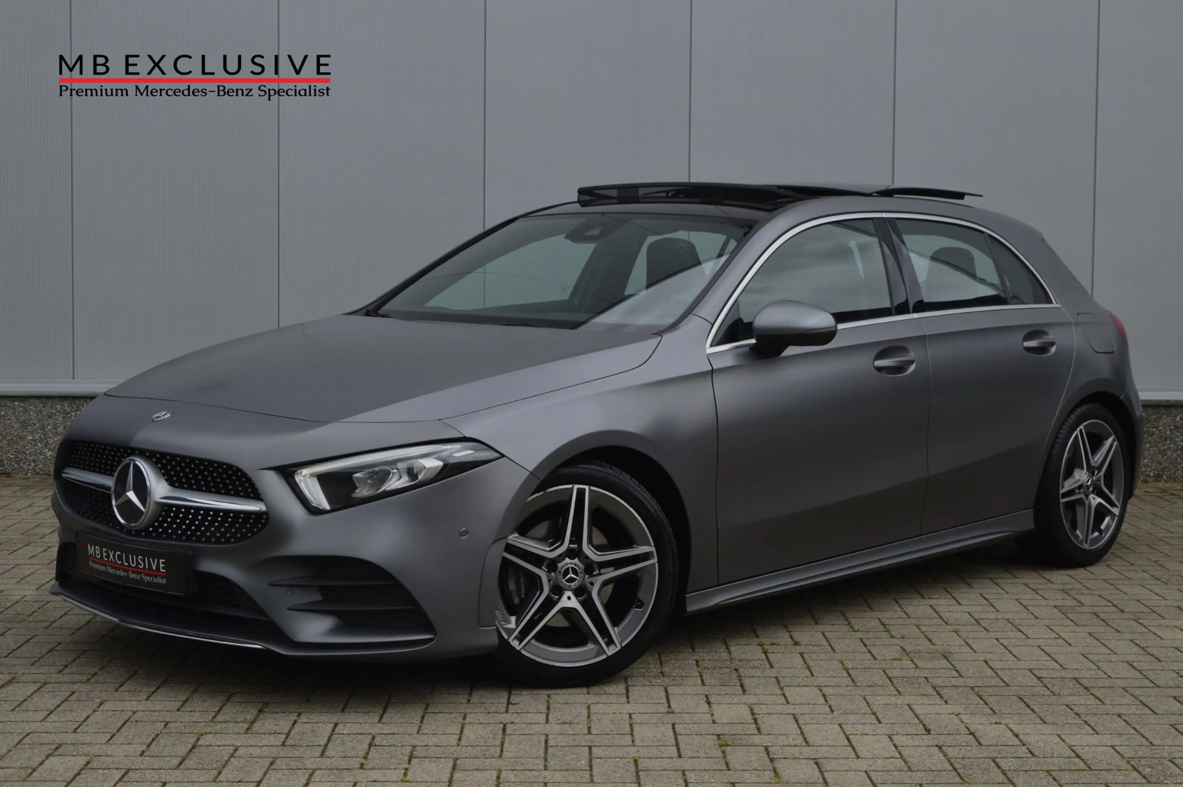 Mercedes-Benz A 200 AMG Line Magno Matt AUT7 (2018)