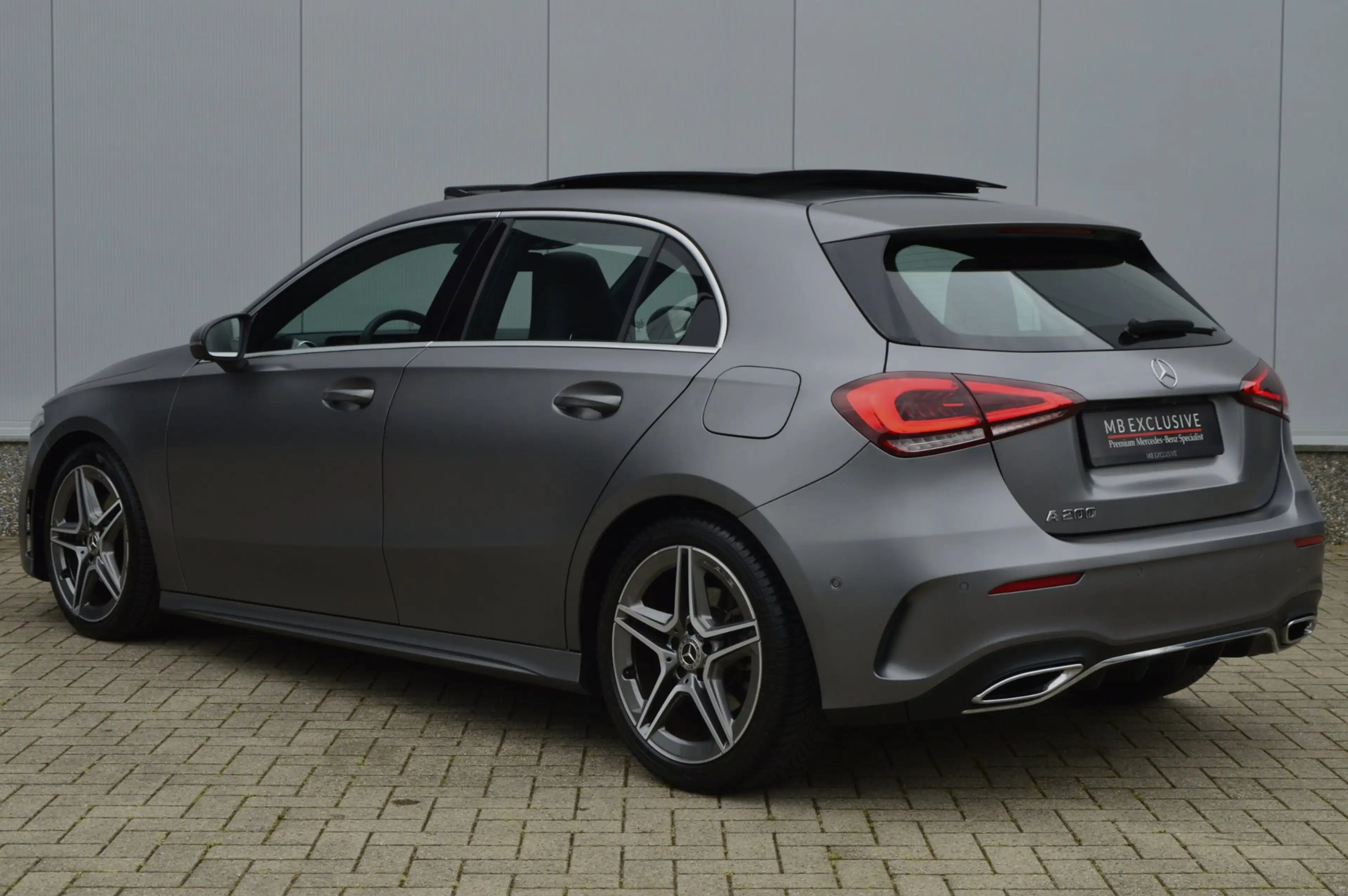 Mercedes-Benz A 200 AMG Line Magno Matt AUT7 (2018) — photo 3