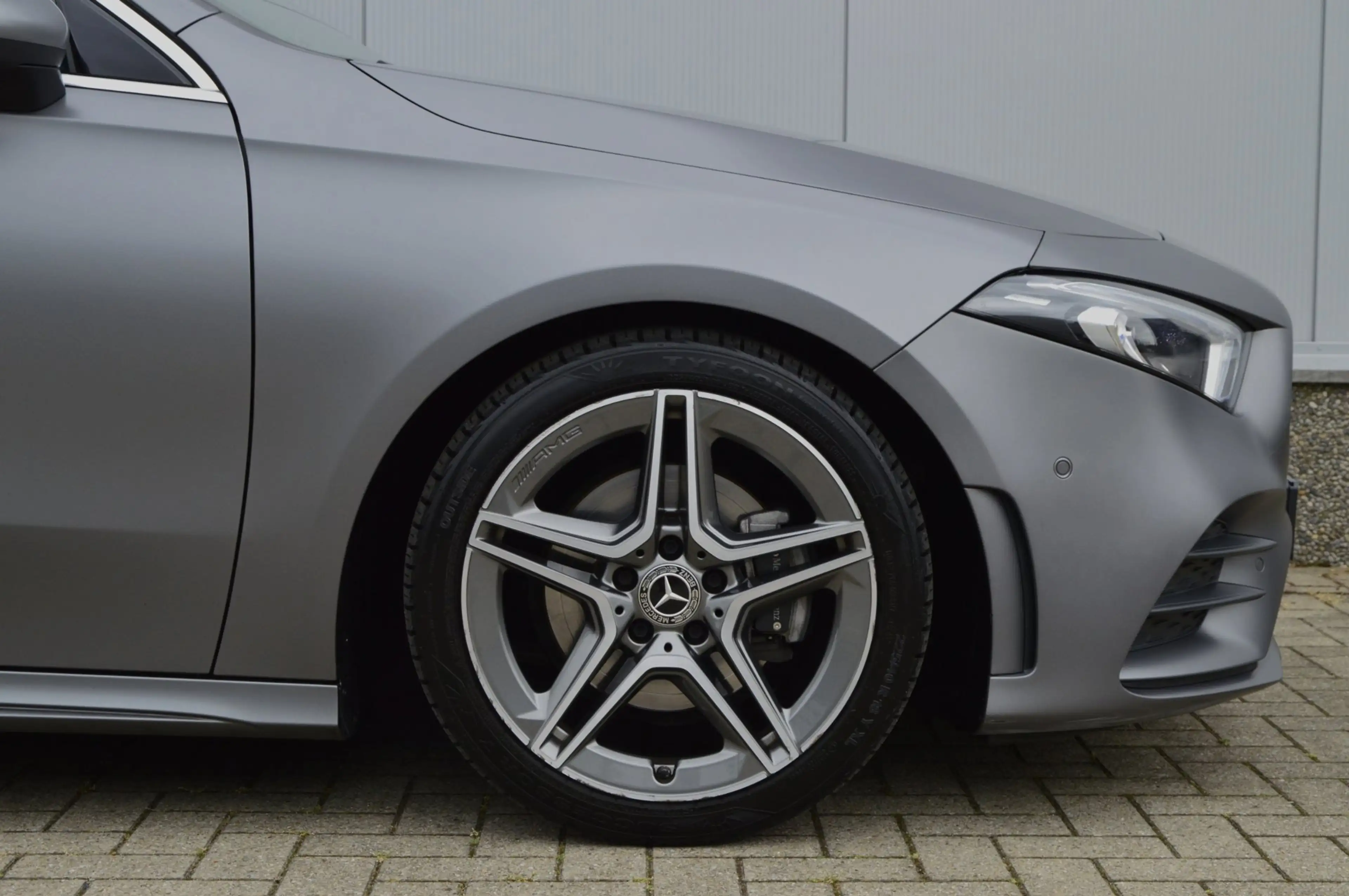 Mercedes-Benz A 200 AMG Line Magno Matt AUT7 (2018) — photo 11