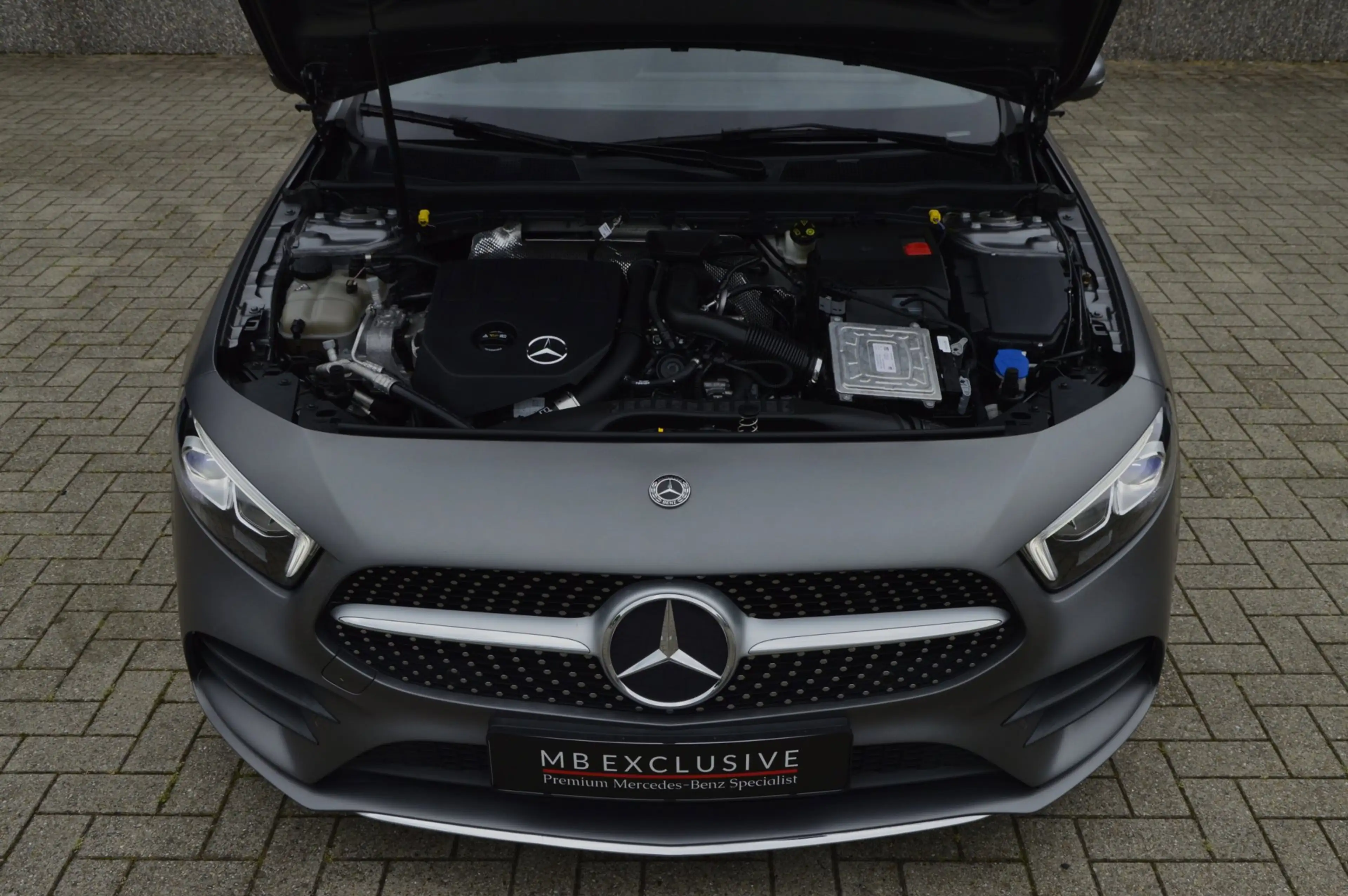 Mercedes-Benz A 200 AMG Line Magno Matt AUT7 (2018) — photo 10