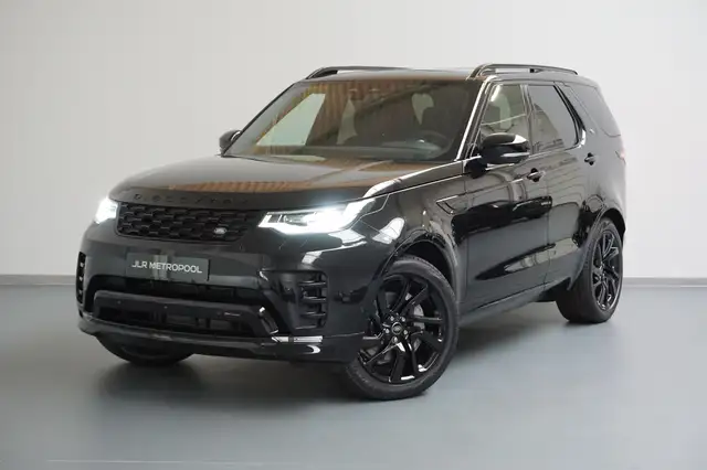 Land Rover Discovery D250 R-Dynamic SE AWD Auto. 23
