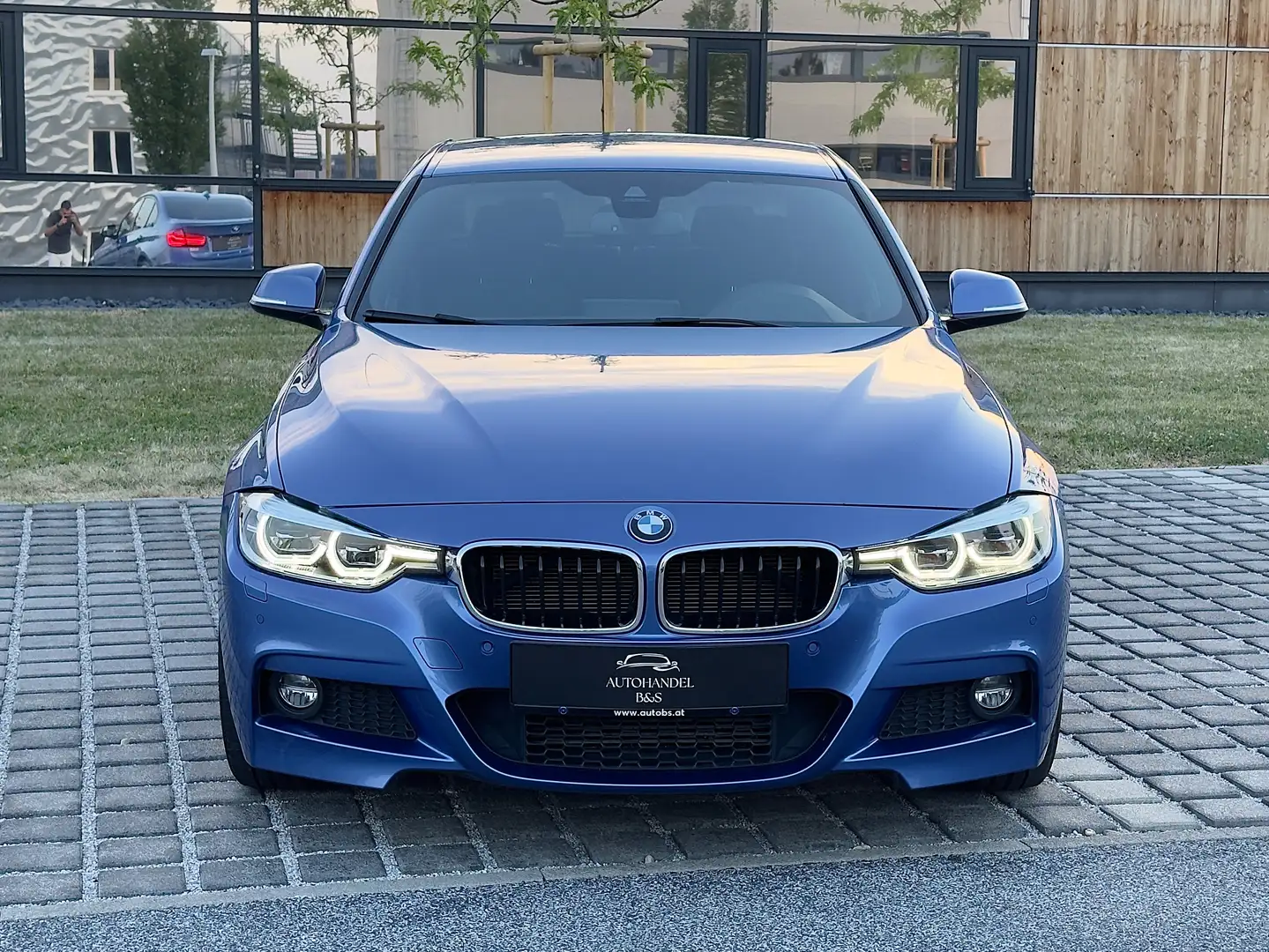 BMW 318 xDrive F30 M-SPORTPAKET *LCI,HUD,NAVI, KAMERA* Blau - 2