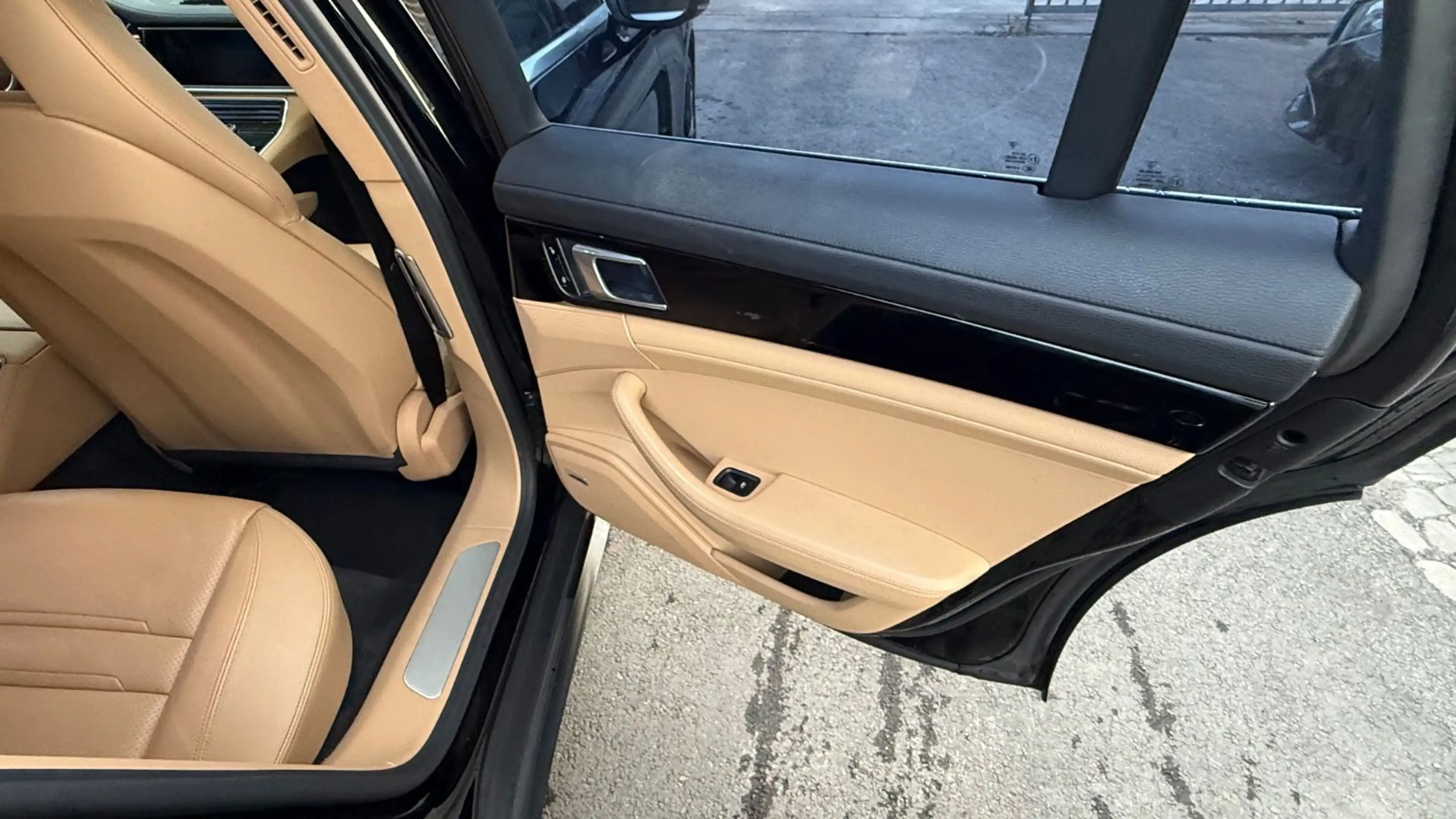 Porsche Panamera 4 S Diesel — photo 11