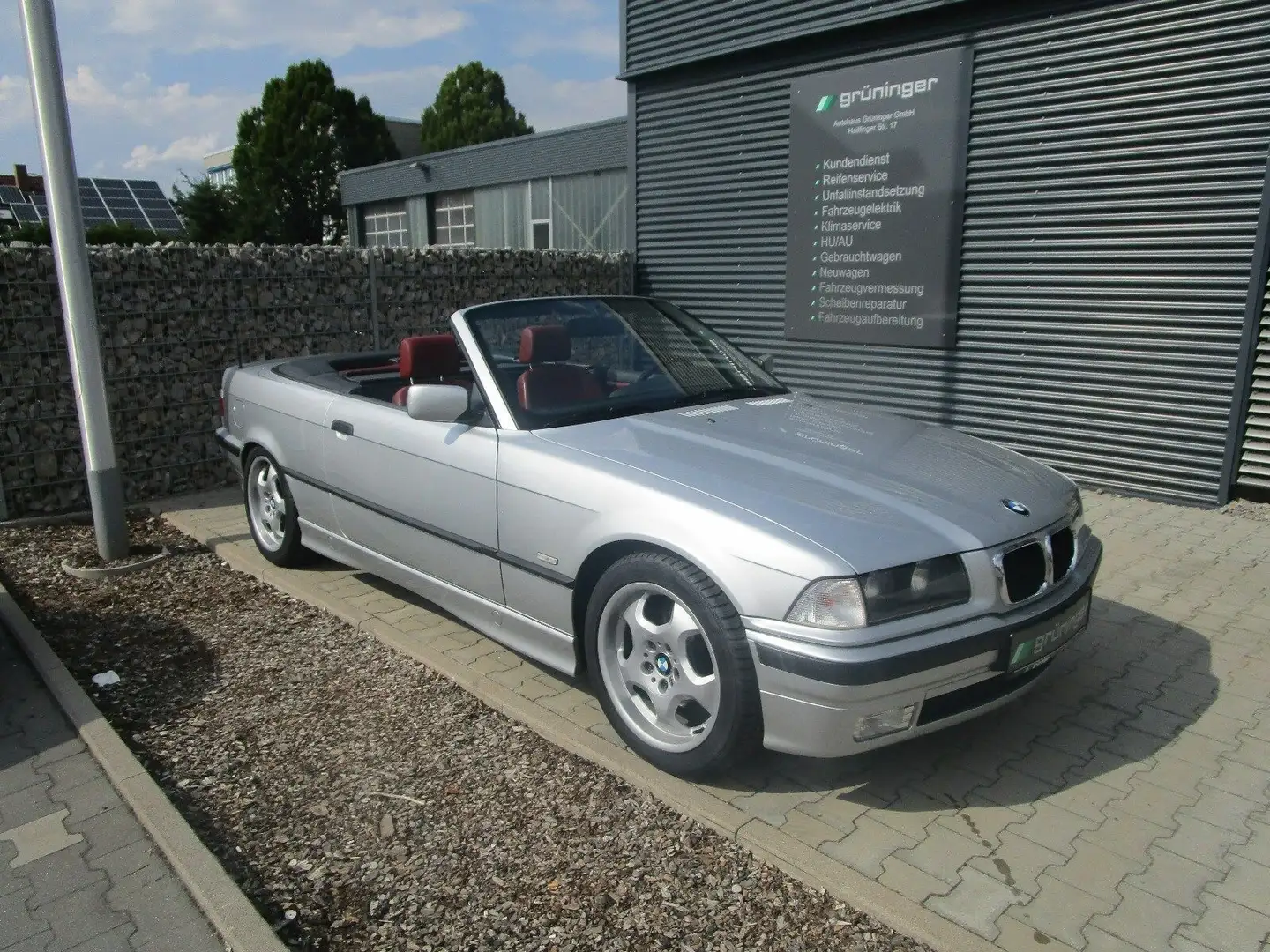 BMW 320 i Cabrio Exclusiv Edition,1.Hand,Leder Argent - 1