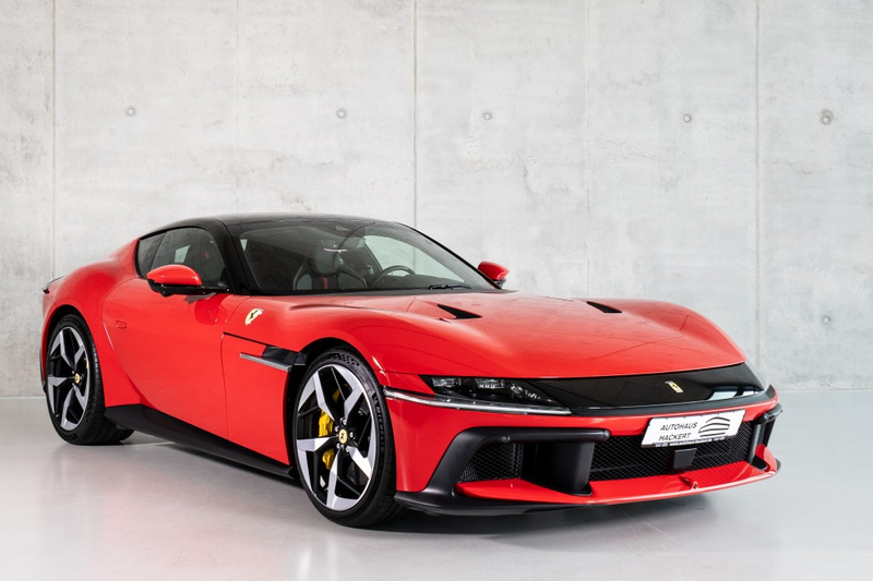 Ferrari Prod 26 Lift Carbon Stock