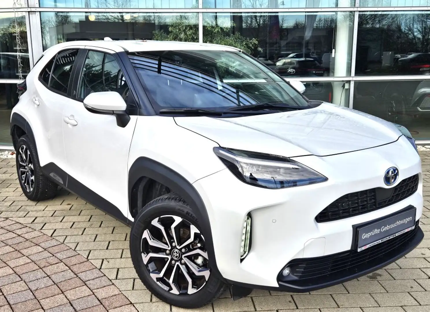 Toyota Yaris Cross Hybrid 1.5 VVT-i Team Deutschland*Allwetterreifen* Blanco - 1