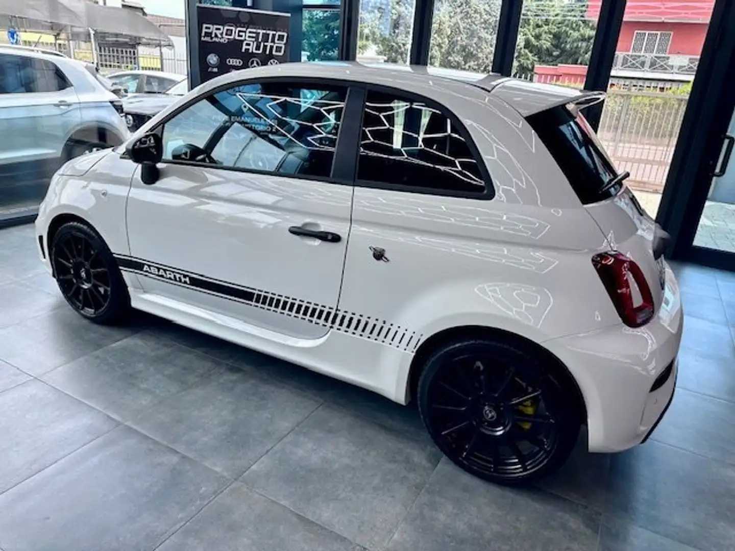 Abarth 695 695 1.4 t-jet Competizione 180cv - 2