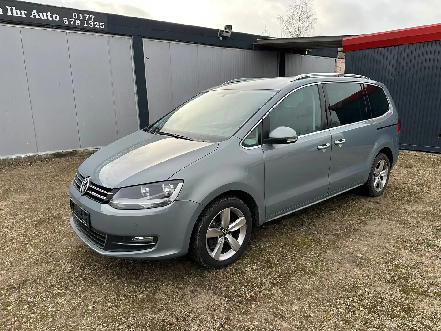 Volkswagen Sharan Highline BMT Bleu - 2