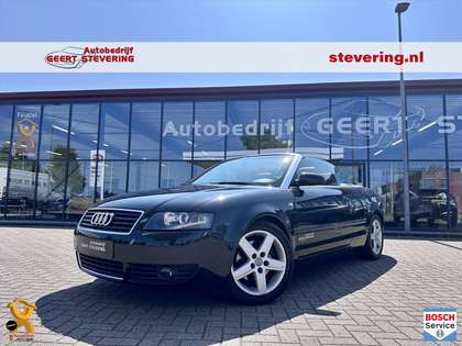 Audi A4 1.8T CABRIO / LEDER / YOUNGTIMER