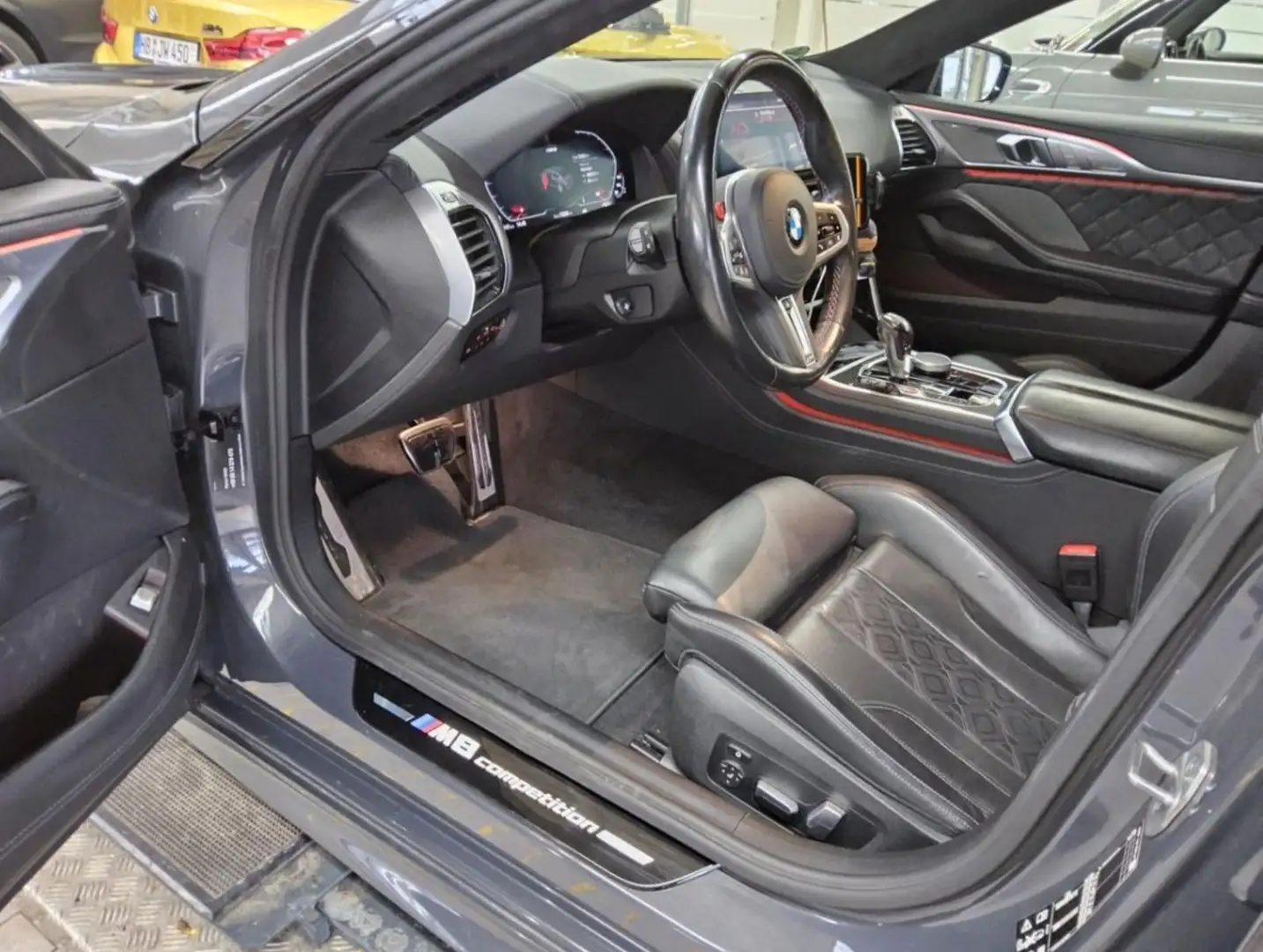 BMW M8 Competition GC NightV*Carbon*TV*Sitzkl*360° Argintiu - 2
