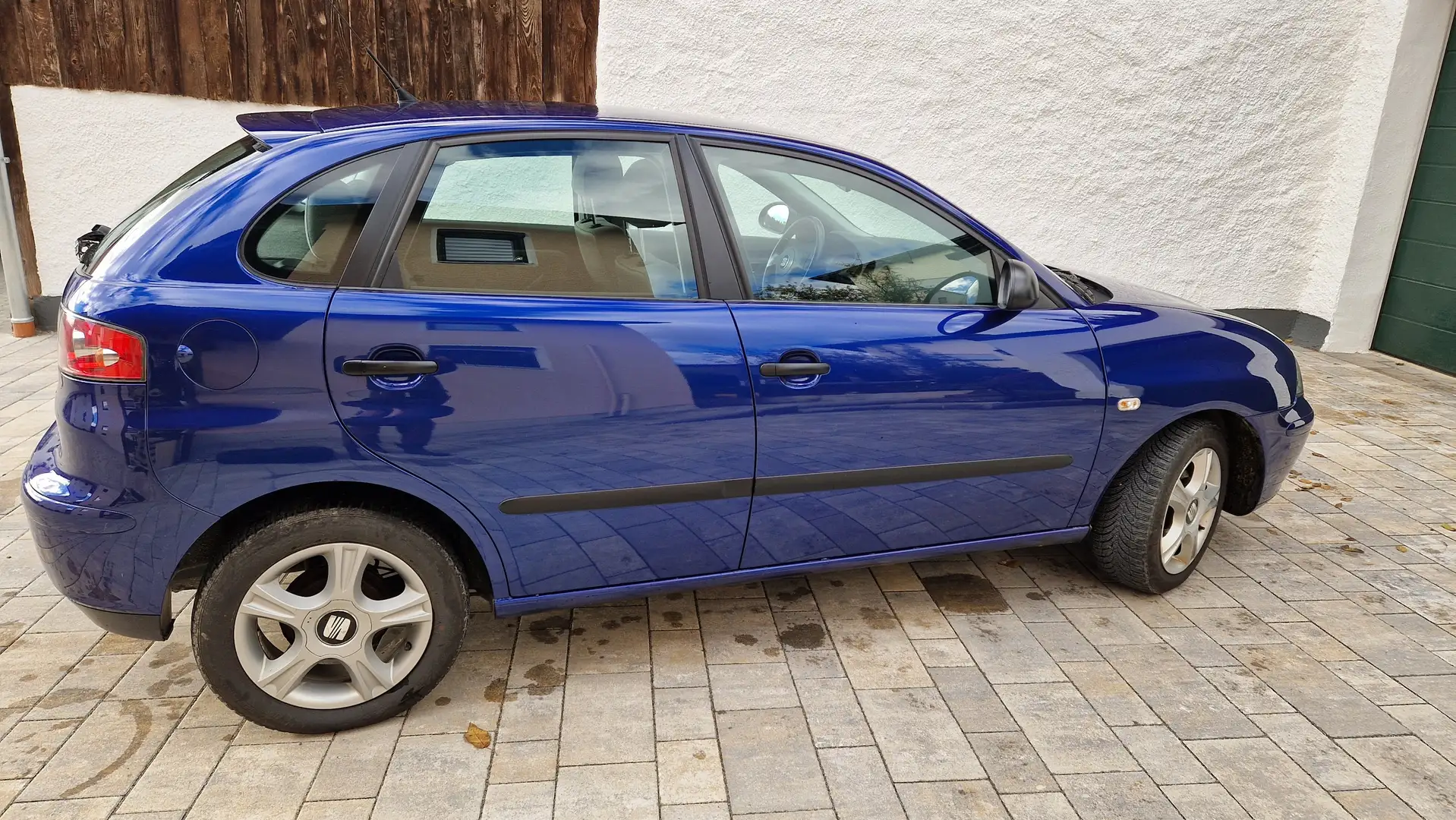 SEAT Ibiza Ibiza 5-Türer 1.2 12V Fresh Blau - 2