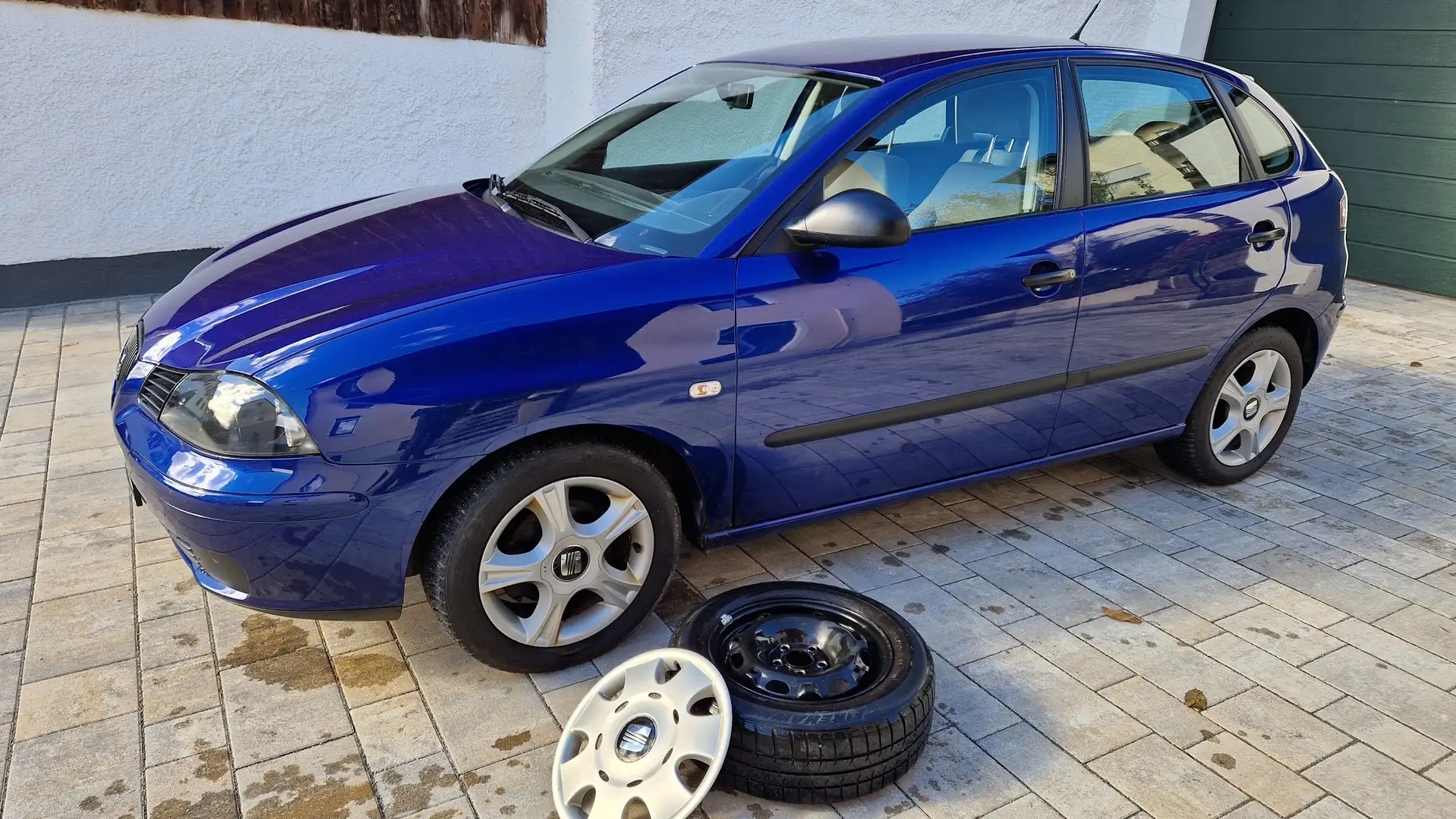 SEAT Ibiza Ibiza 5-Türer 1.2 12V Fresh Blau - 1