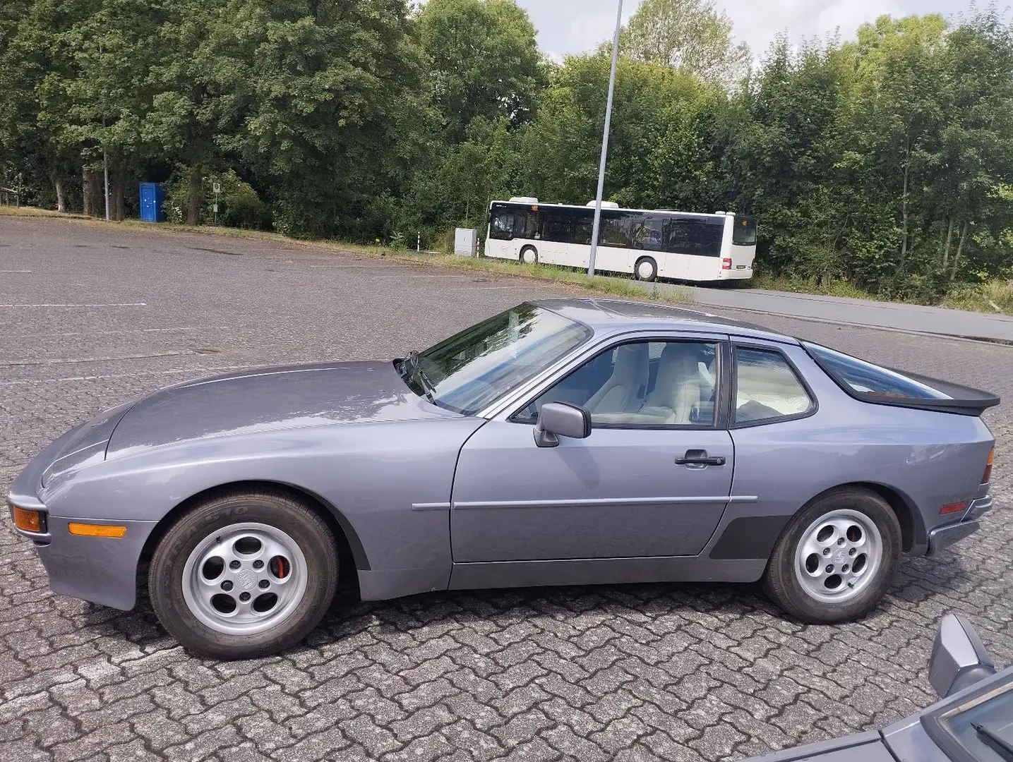 Porsche 944 Coupe/Aufstelldach/Leder/sehr gepflegt/H-Zul Béžová - 2