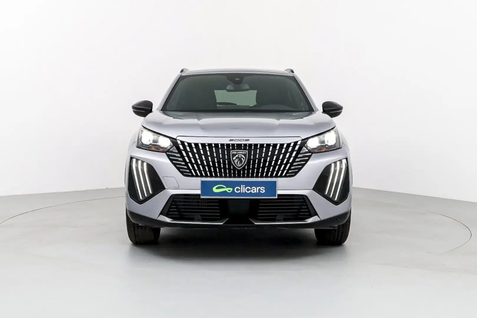 Peugeot 2008 Hybrid 136 GT eDCS6 Plateado - 2