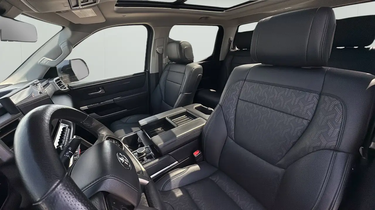 Toyota Tundra снимка Toyota Tundra