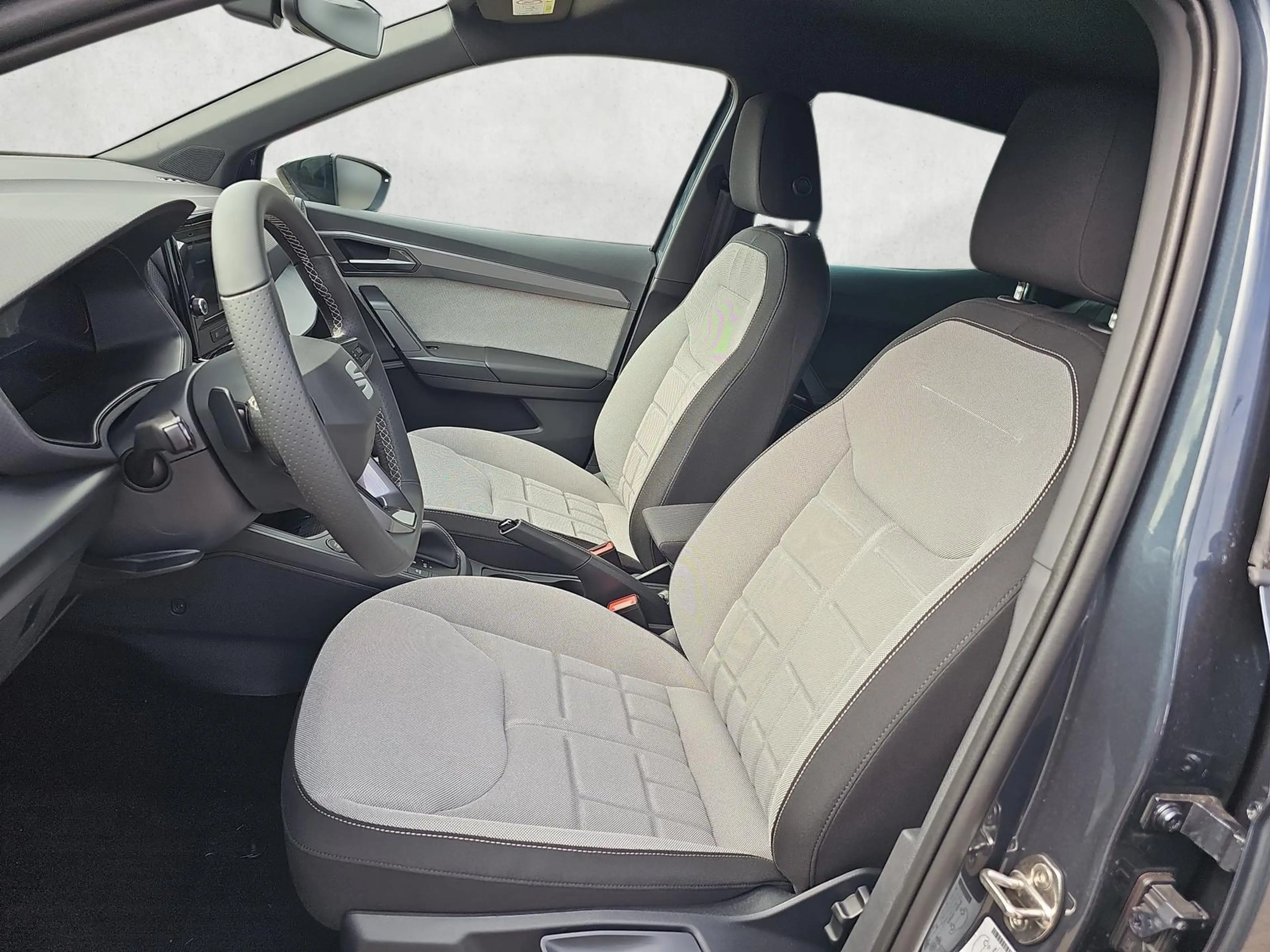 SEAT Arona 1.0 TSI DSG FR / Kessy / FullLink / 18Zoll — photo 10