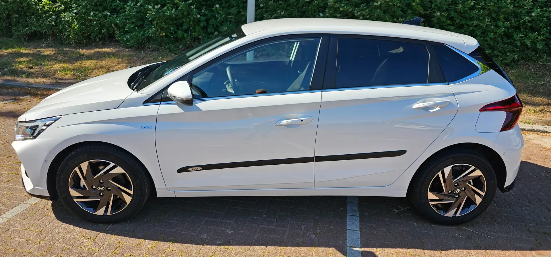 Hyundai i20 i20 1.0 T-GDI Premium | Afneembare trekhaak Biały - 1